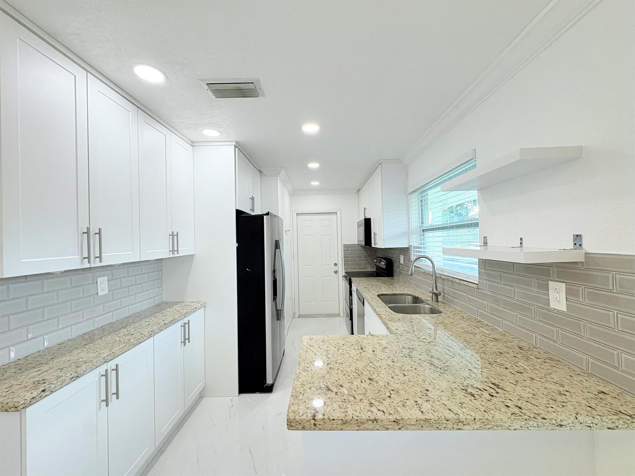 Riverland Village Sec 1 R - Residential Lease