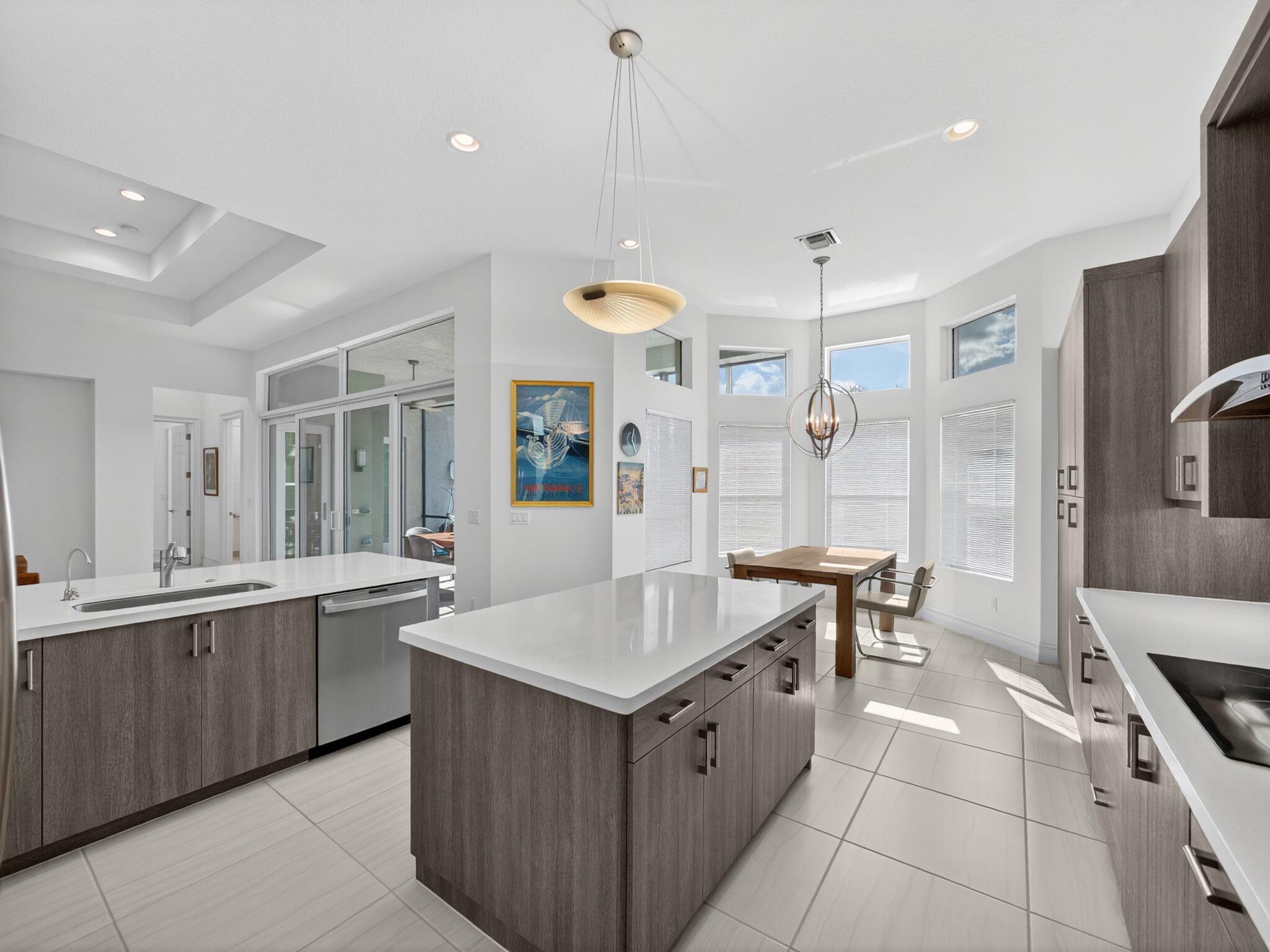 VALENCIA BAY - Residential