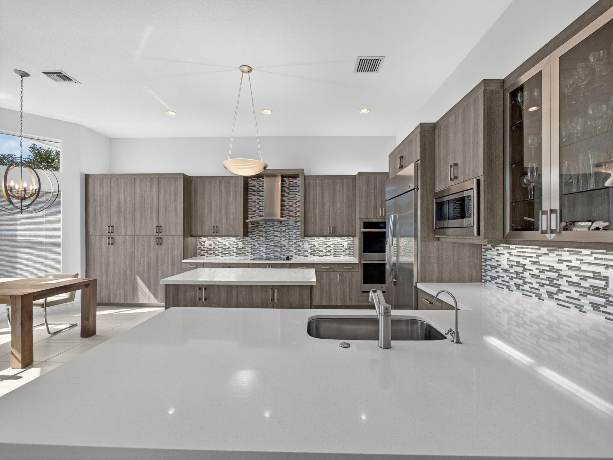 VALENCIA BAY - Residential