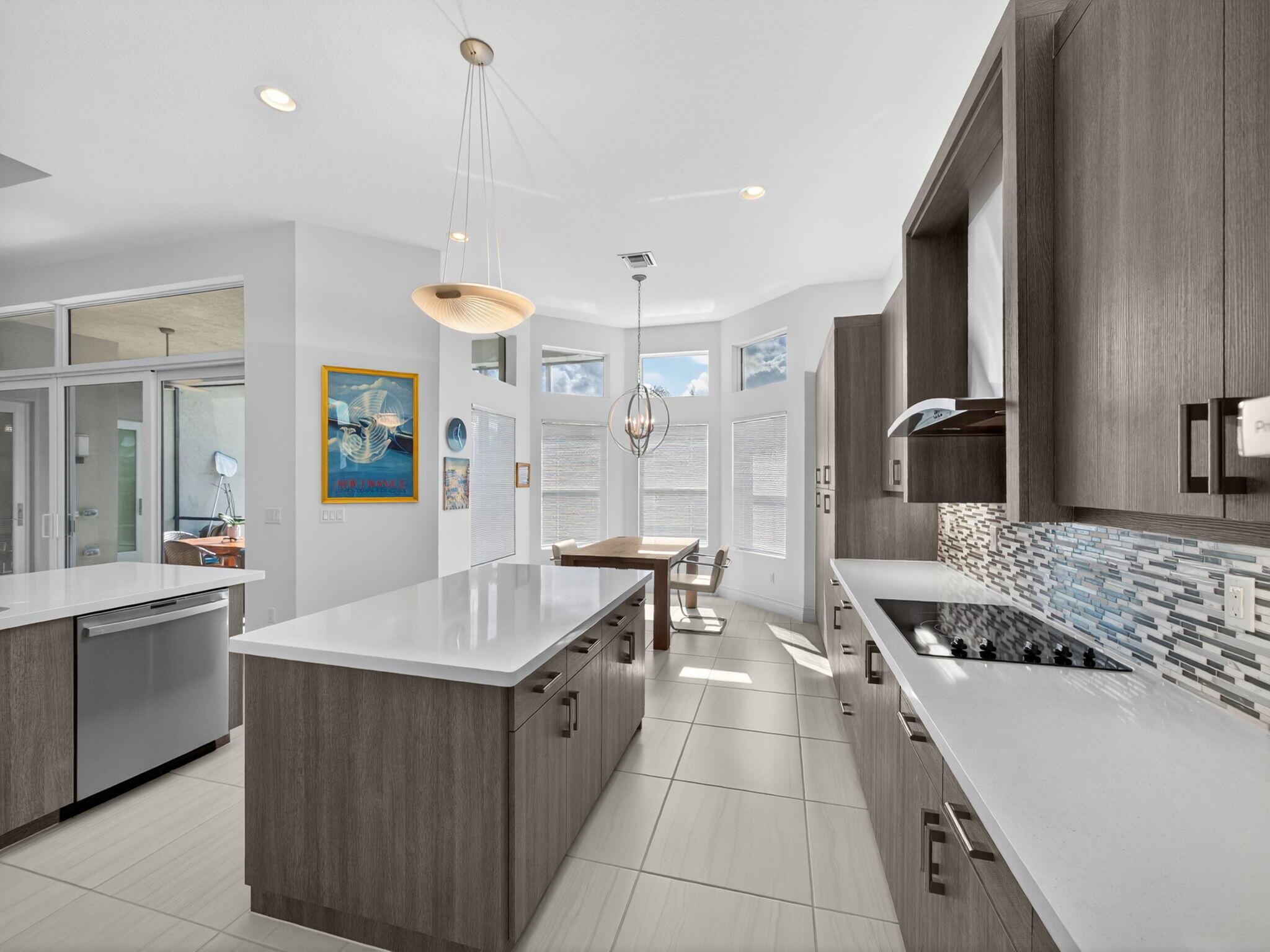 VALENCIA BAY - Residential