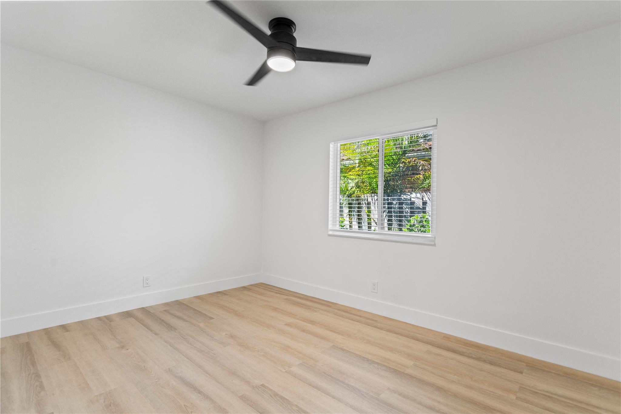 Oakland Park 2-38 B - Residential Lease
