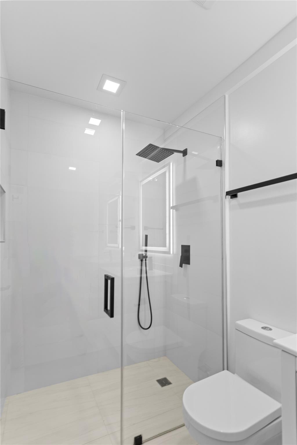 Oakland Park 2-38 B - Residential Lease