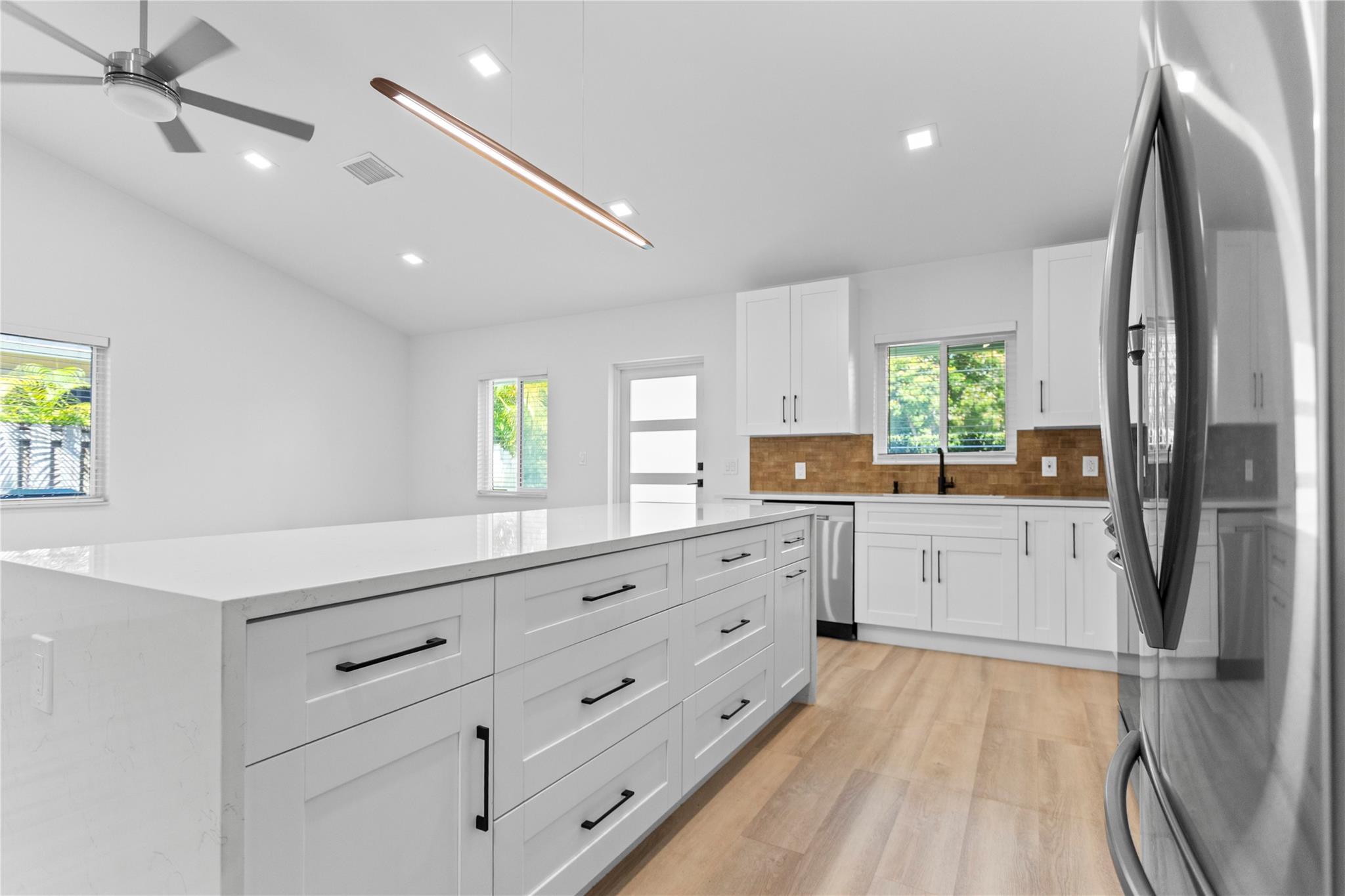 Oakland Park 2-38 B - Residential Lease
