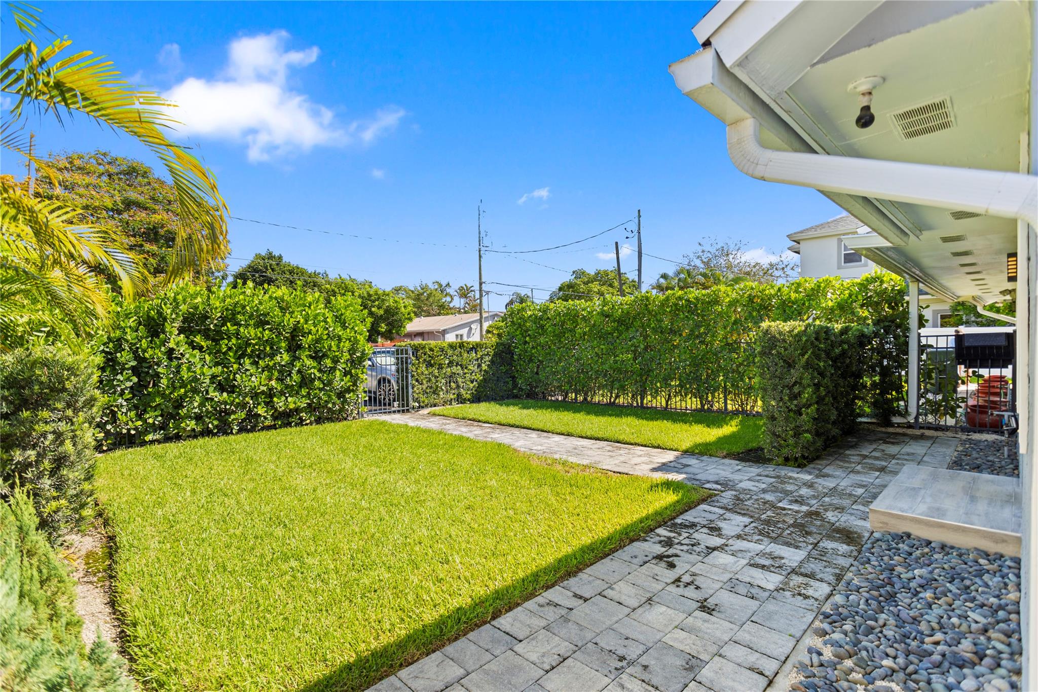 Oakland Park 2-38 B - Residential Lease