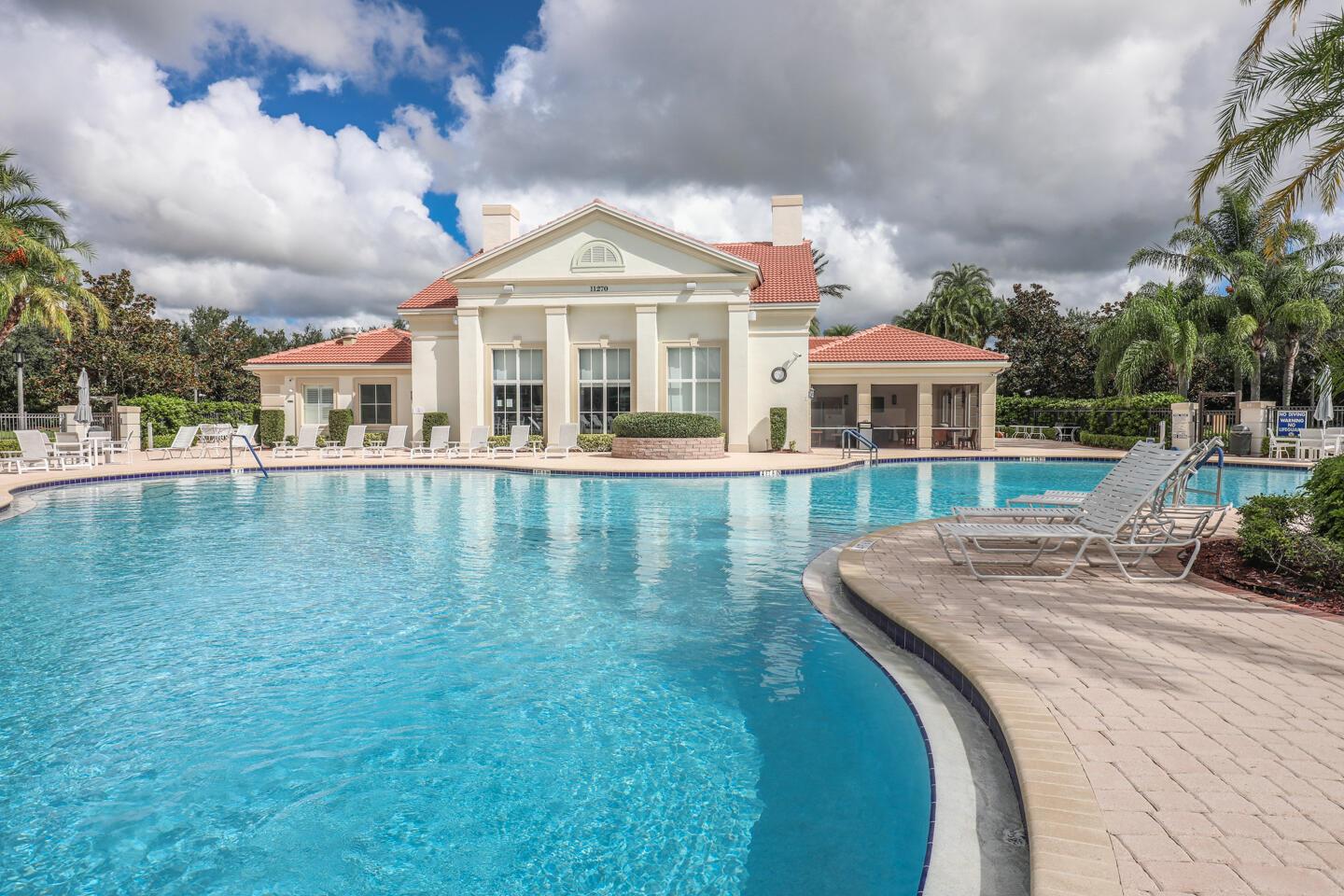 TRADITION PLAT NO 19 REPL - Residential Lease