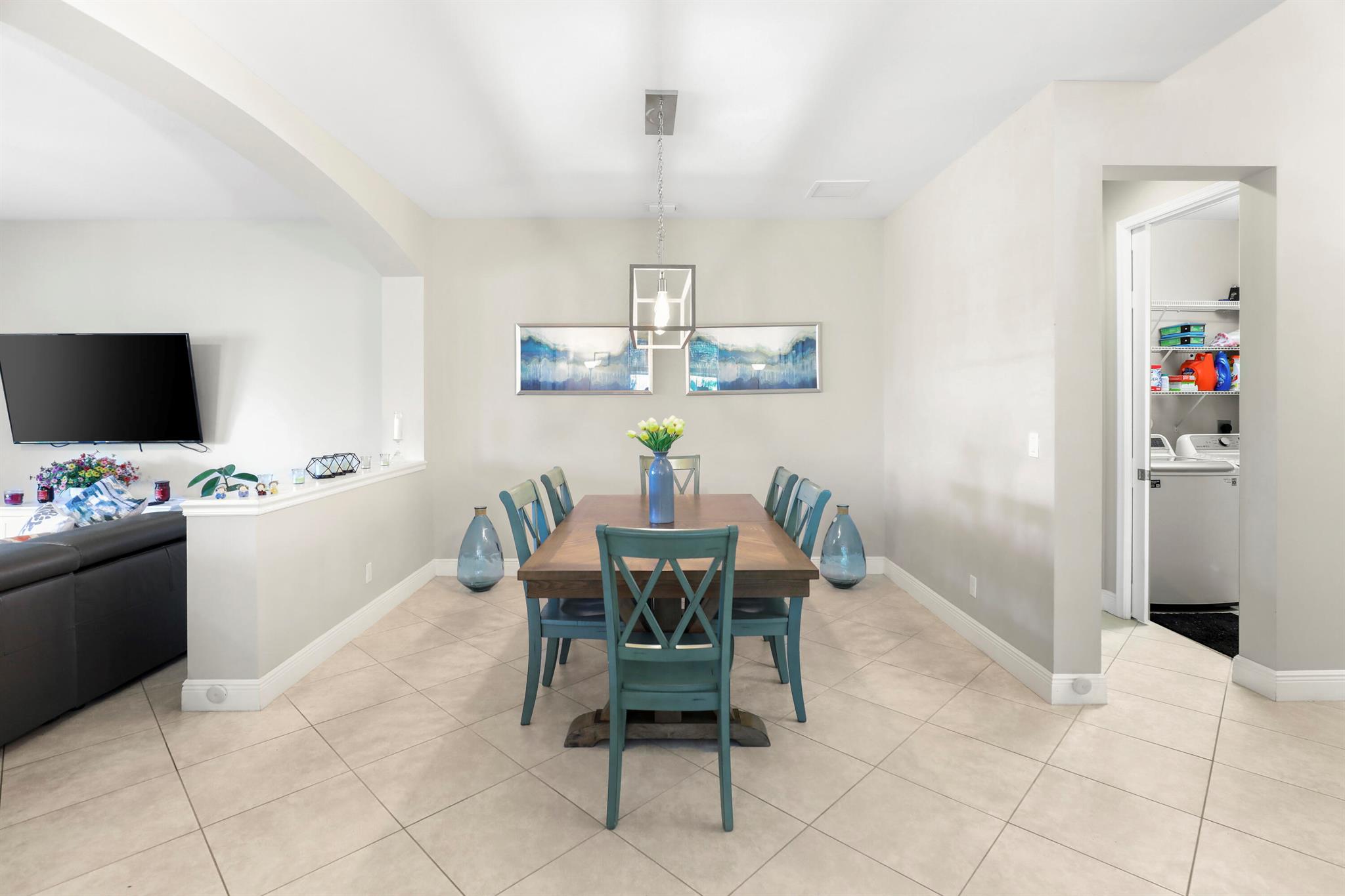 TRADITION PLAT NO 19 REPL - Residential Lease