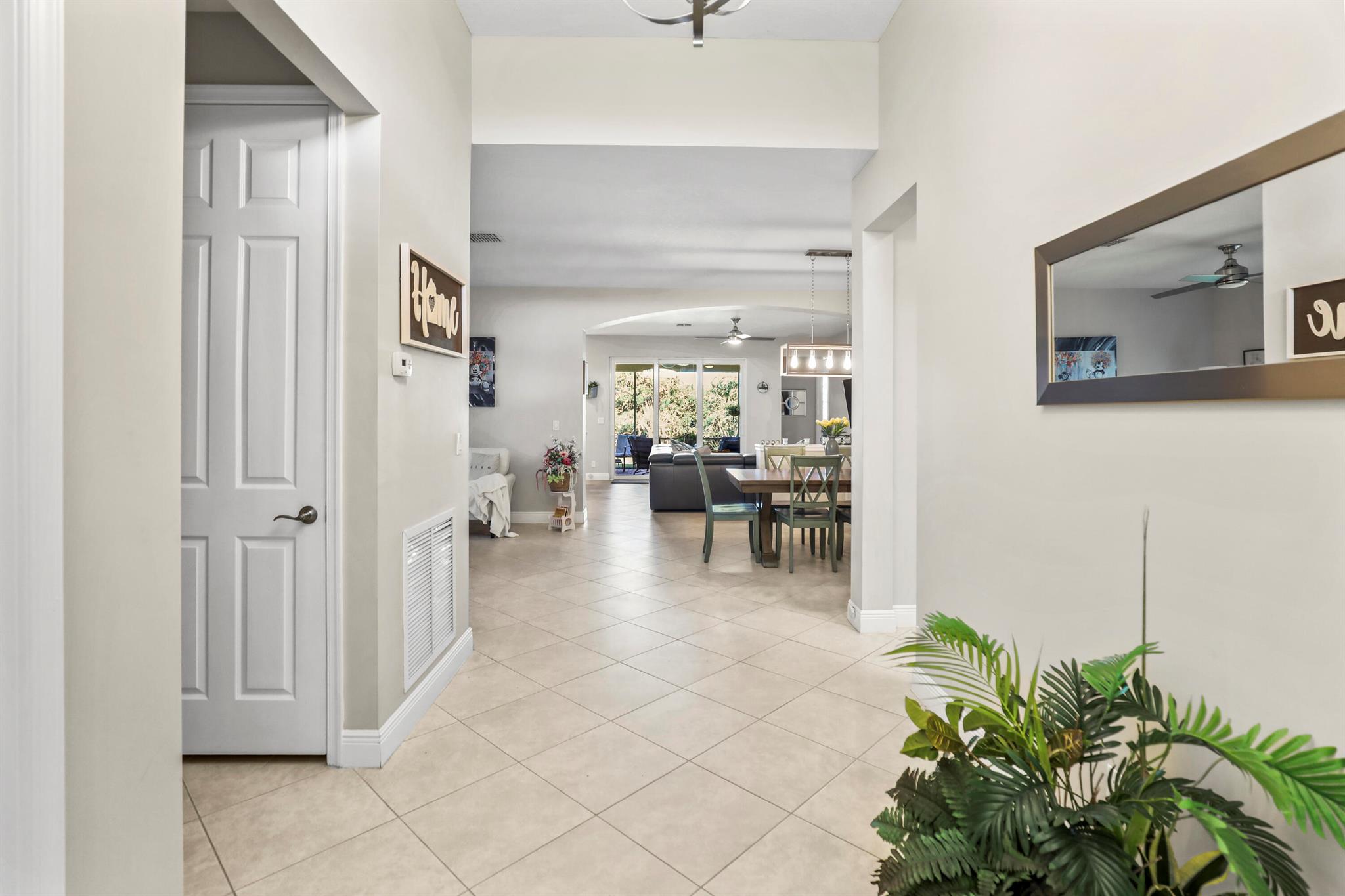 TRADITION PLAT NO 19 REPL - Residential Lease