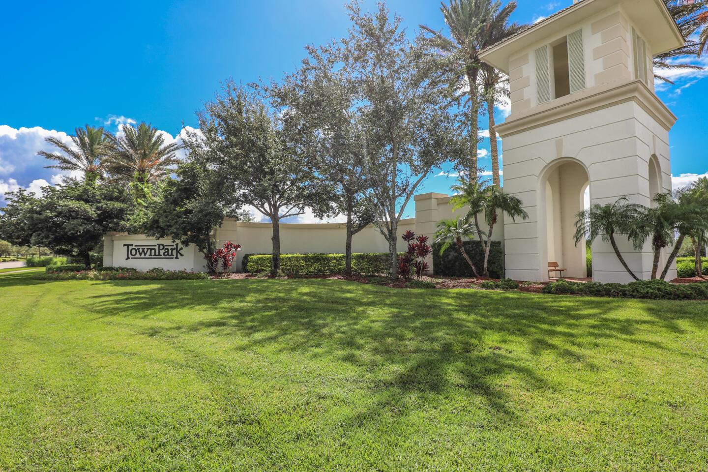 TRADITION PLAT NO 19 REPL - Residential Lease