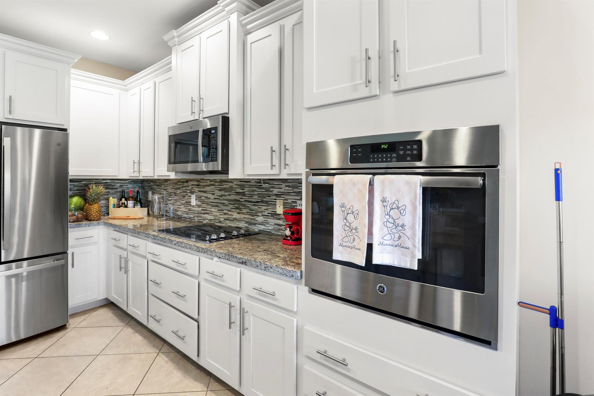 TRADITION PLAT NO 19 REPL - Residential Lease