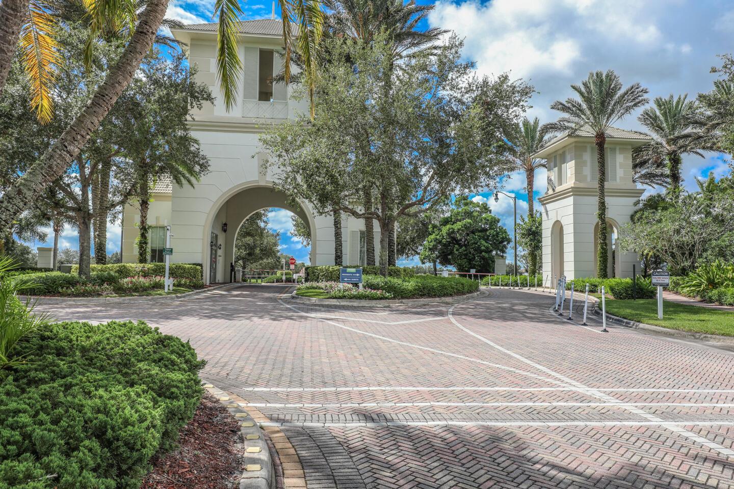 TRADITION PLAT NO 19 REPL - Residential Lease