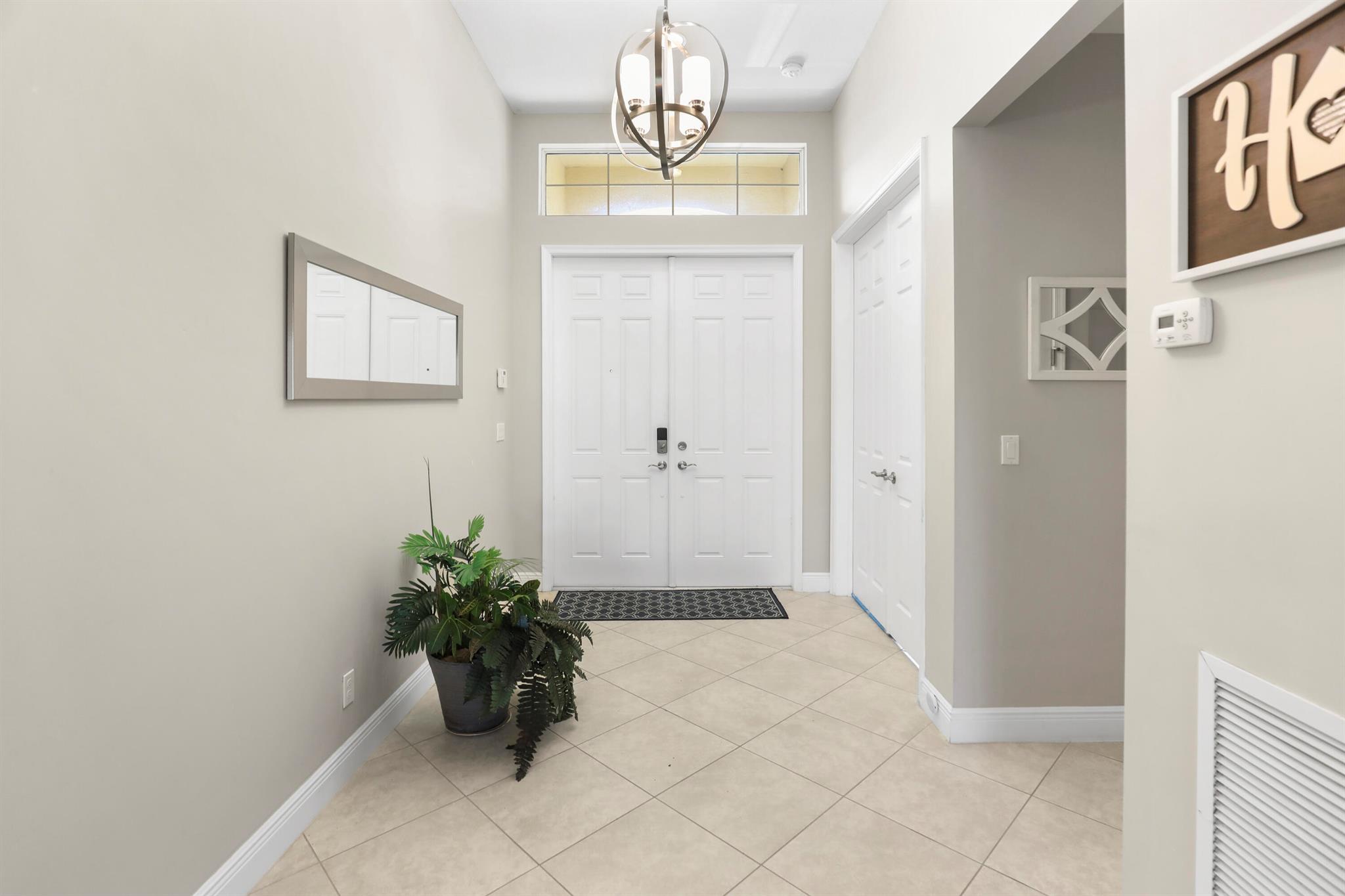 TRADITION PLAT NO 19 REPL - Residential Lease