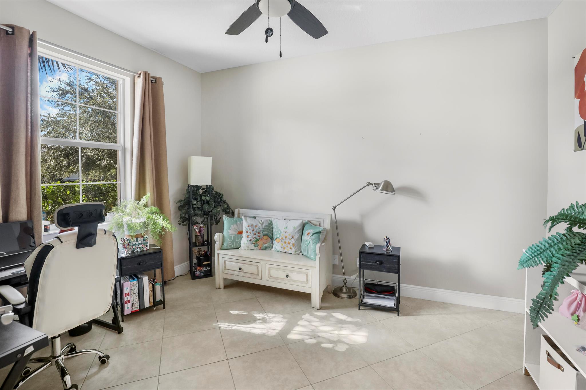 TRADITION PLAT NO 19 REPL - Residential Lease