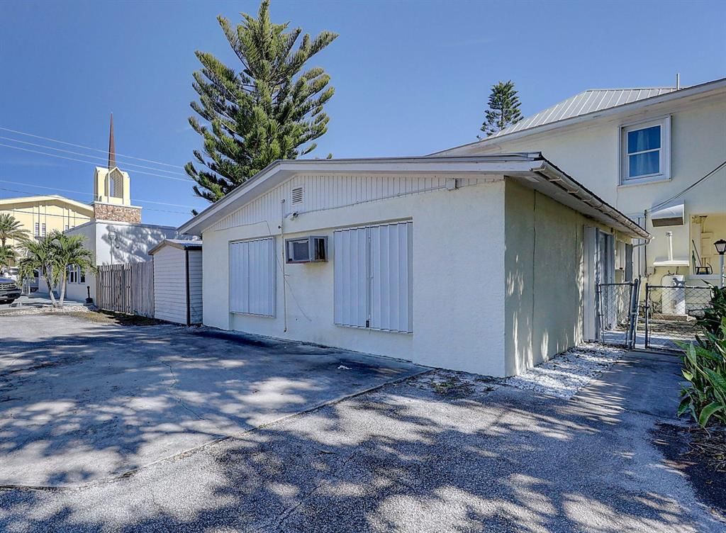 Photo of 410 SW California Avenue #B, Stuart, FL 34994 (MLS # R10762573)