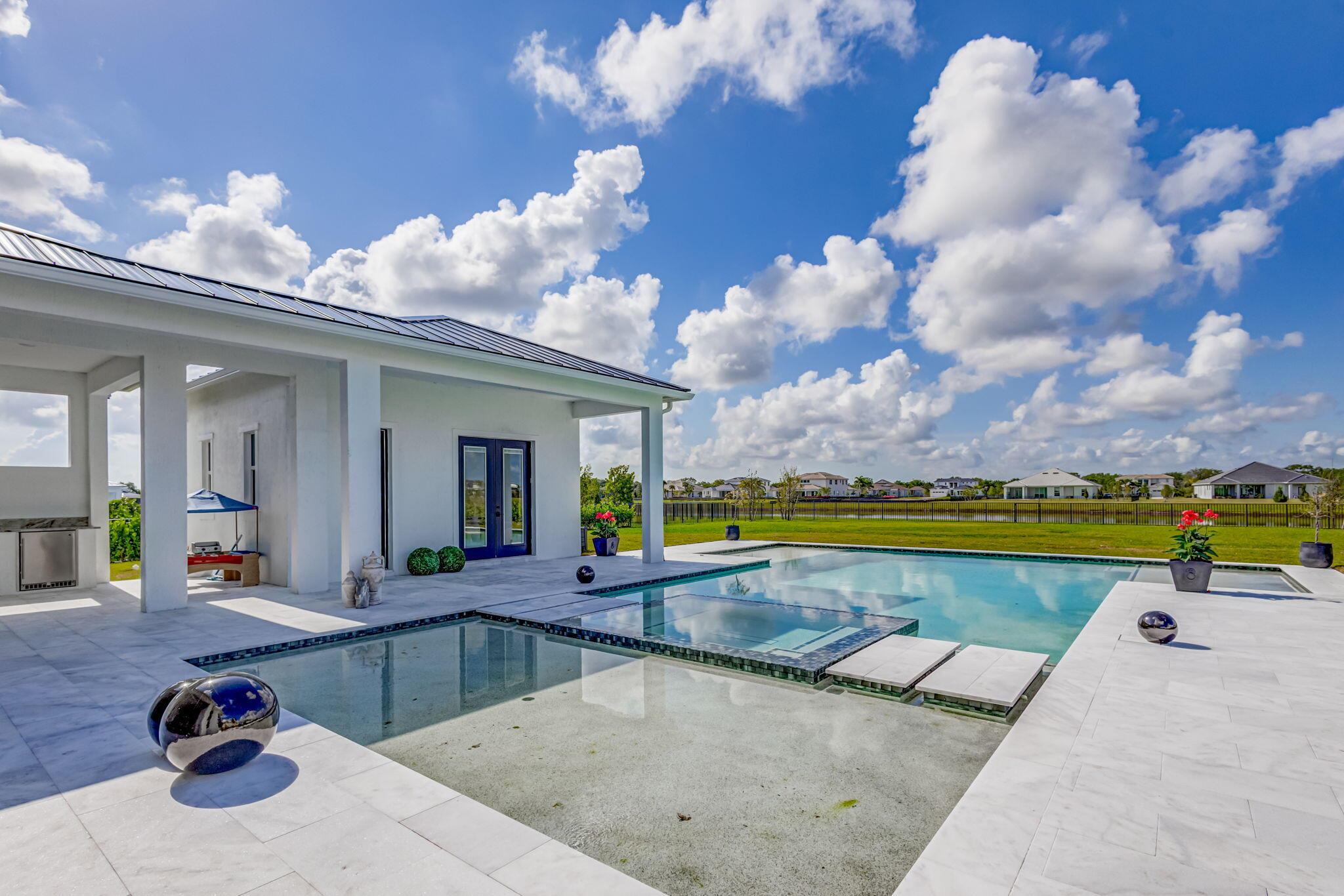 BRIDGEWATER - Residential