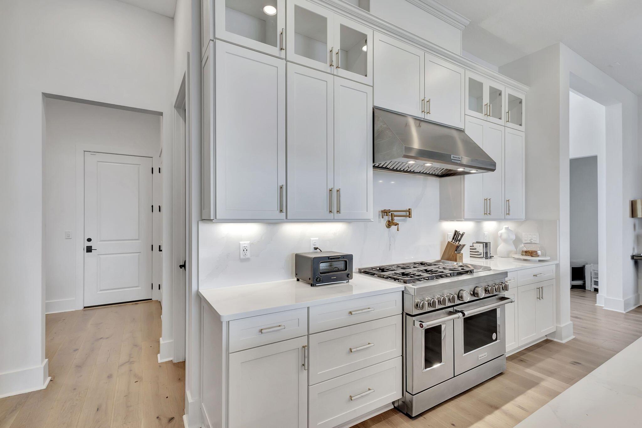 BRIDGEWATER - Residential