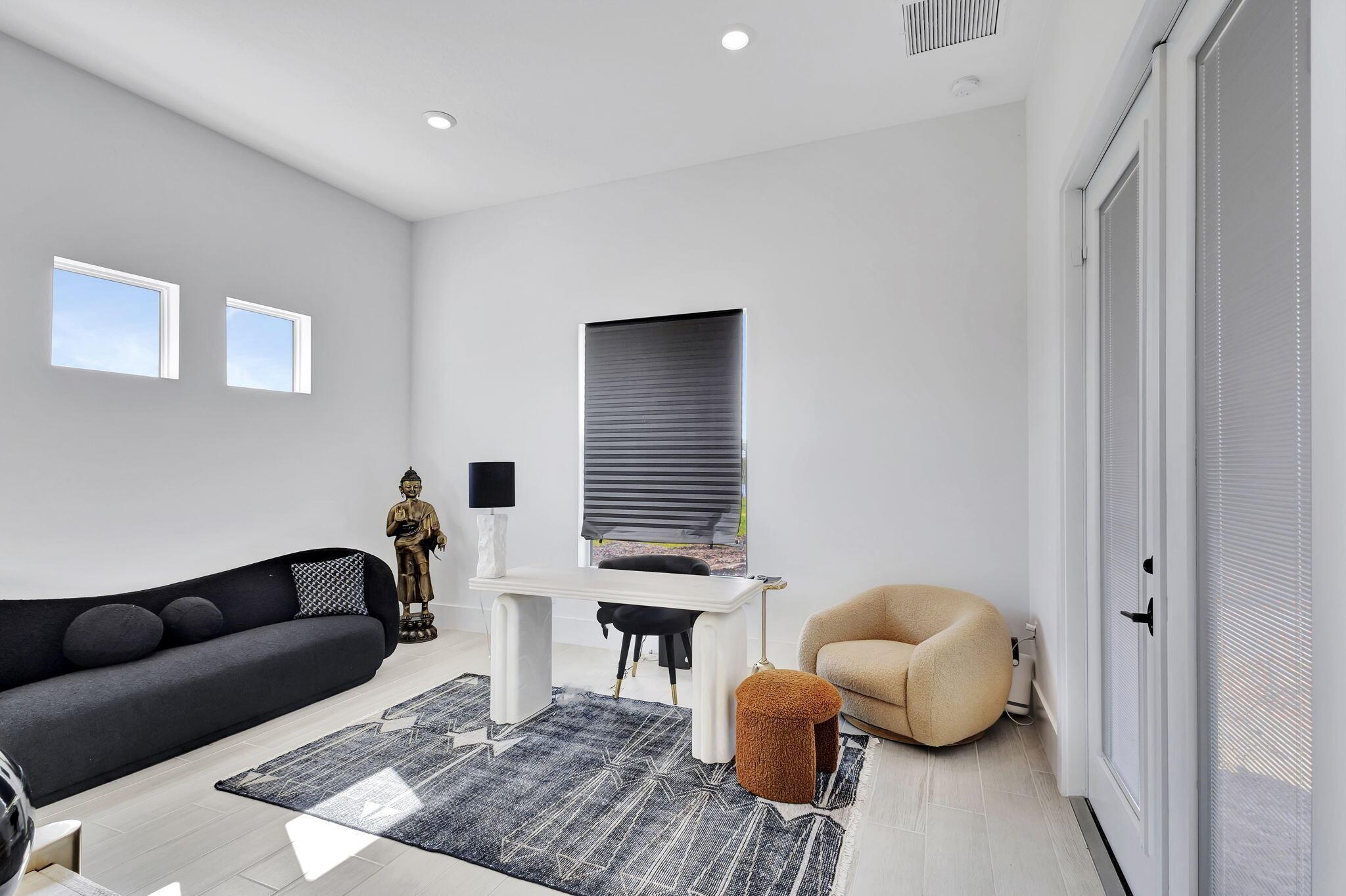 BRIDGEWATER - Residential