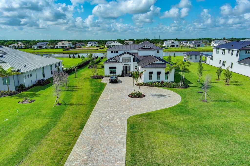 Photo of 20084 SE Bridgewater Drive, Jupiter, FL 33458 (MLS # R10983780)