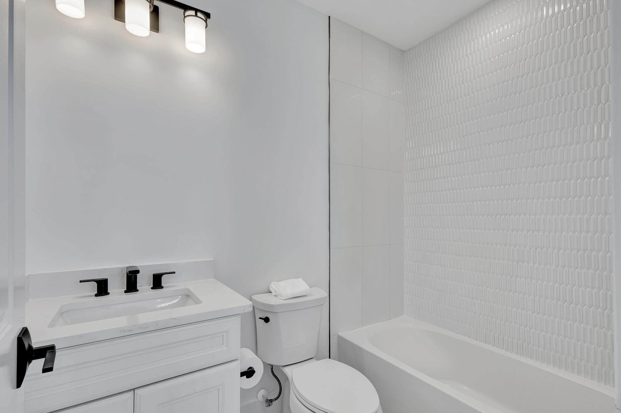 BRIDGEWATER - Residential