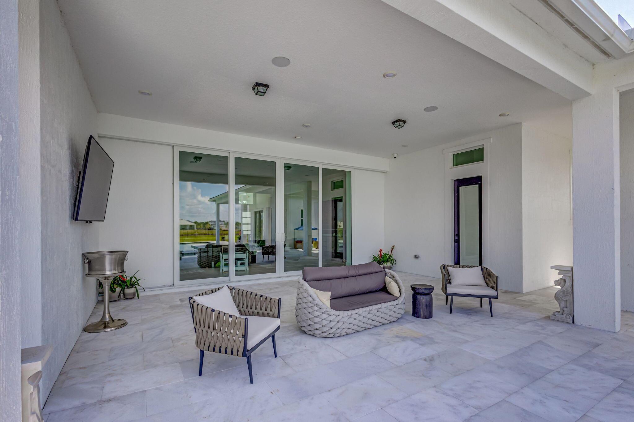 BRIDGEWATER - Residential