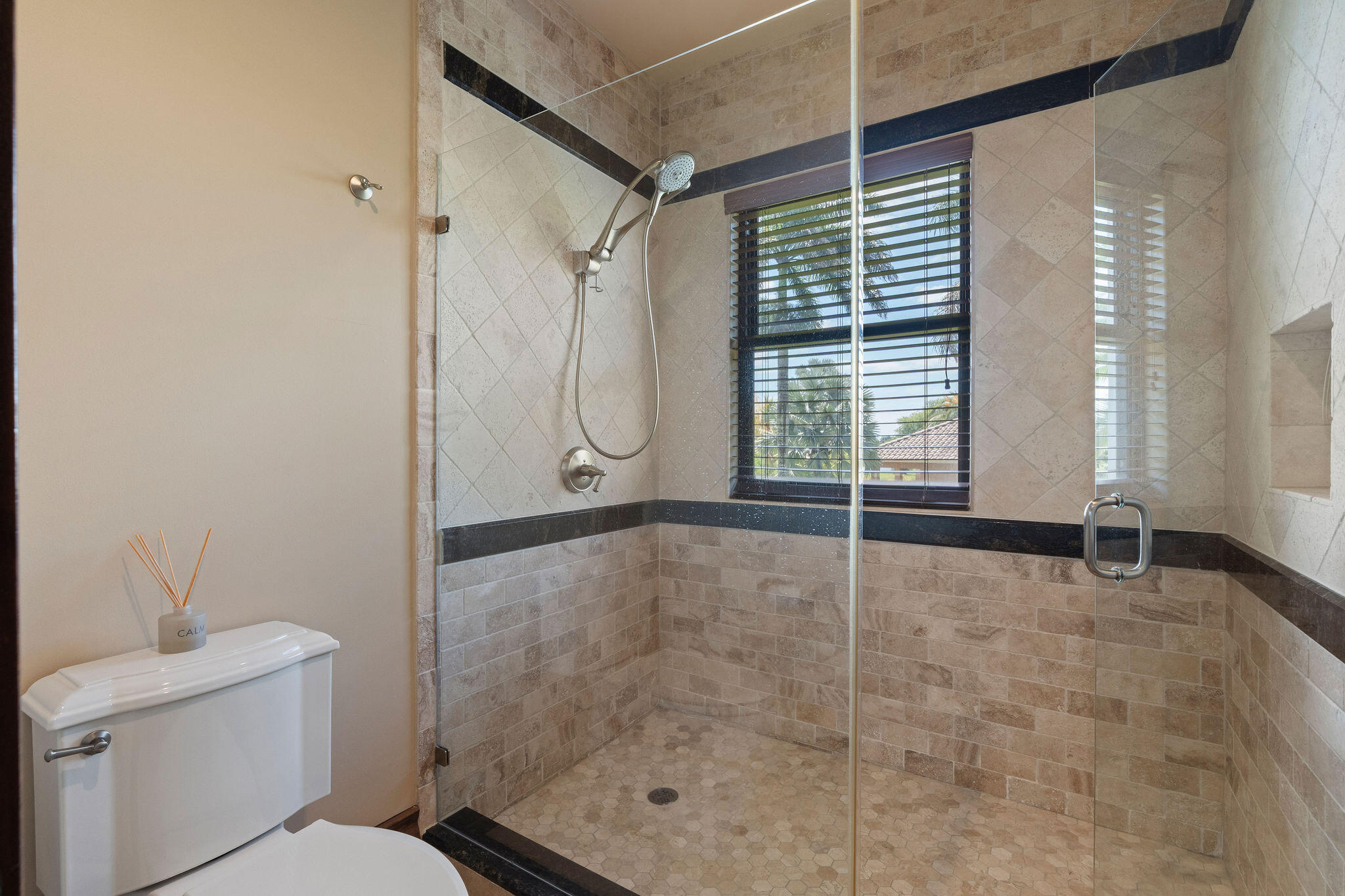 LAUERL OAKS NORTH - Residential