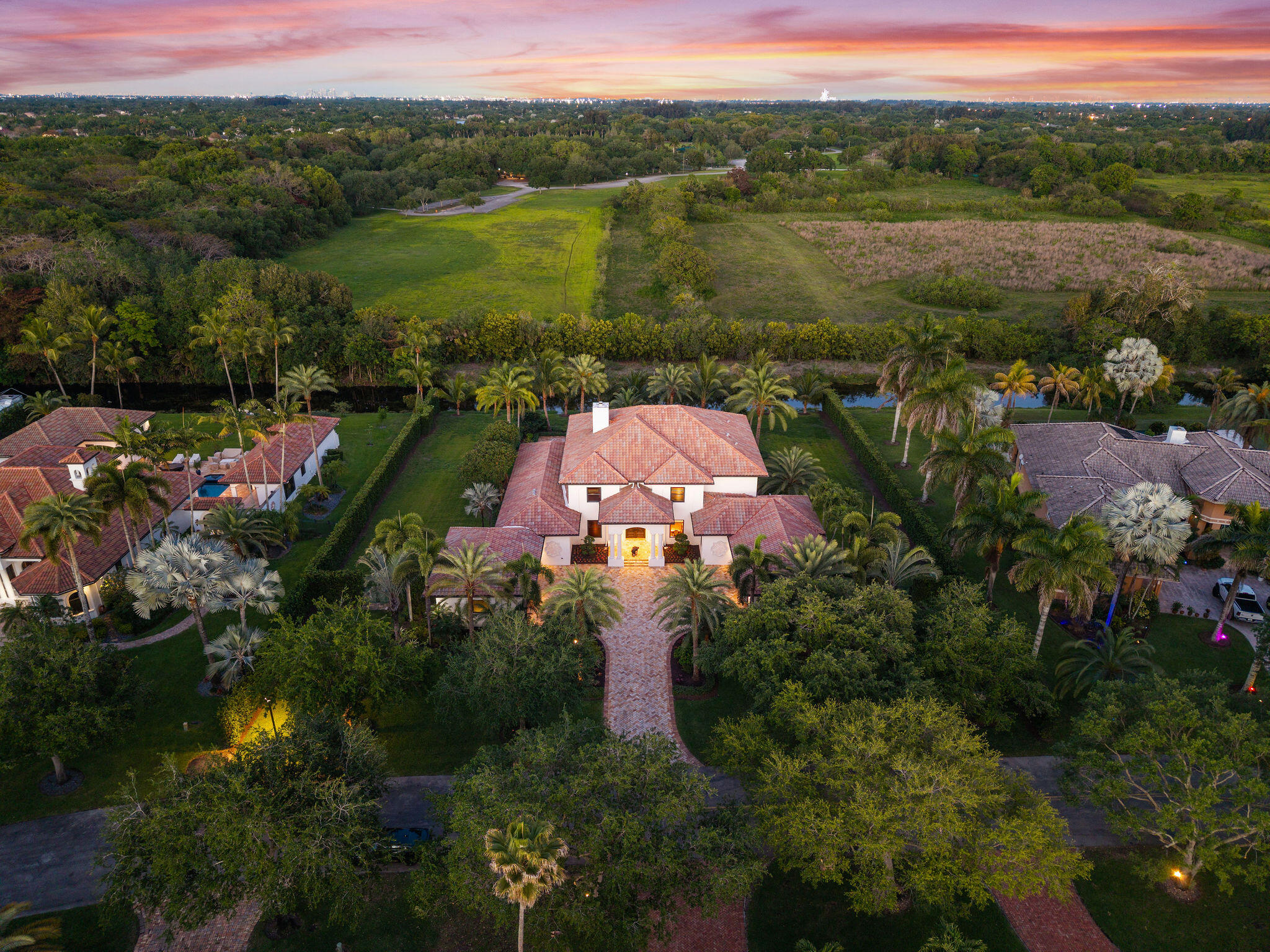 LAUERL OAKS NORTH - Residential