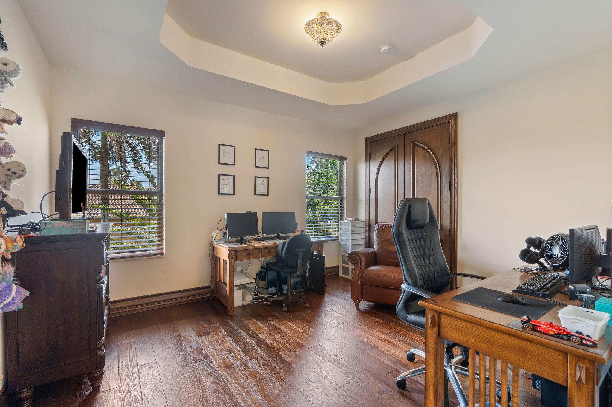 LAUERL OAKS NORTH - Residential