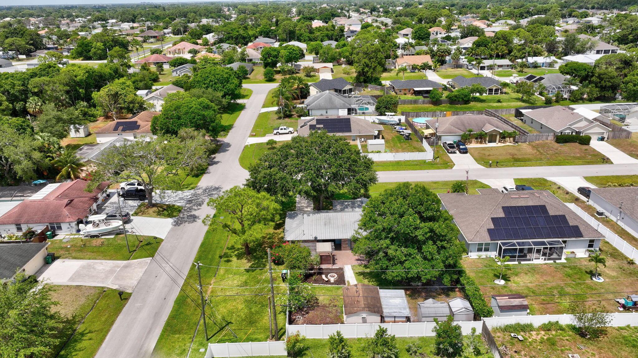 PORT ST LUCIE SECTION 8 - Residential