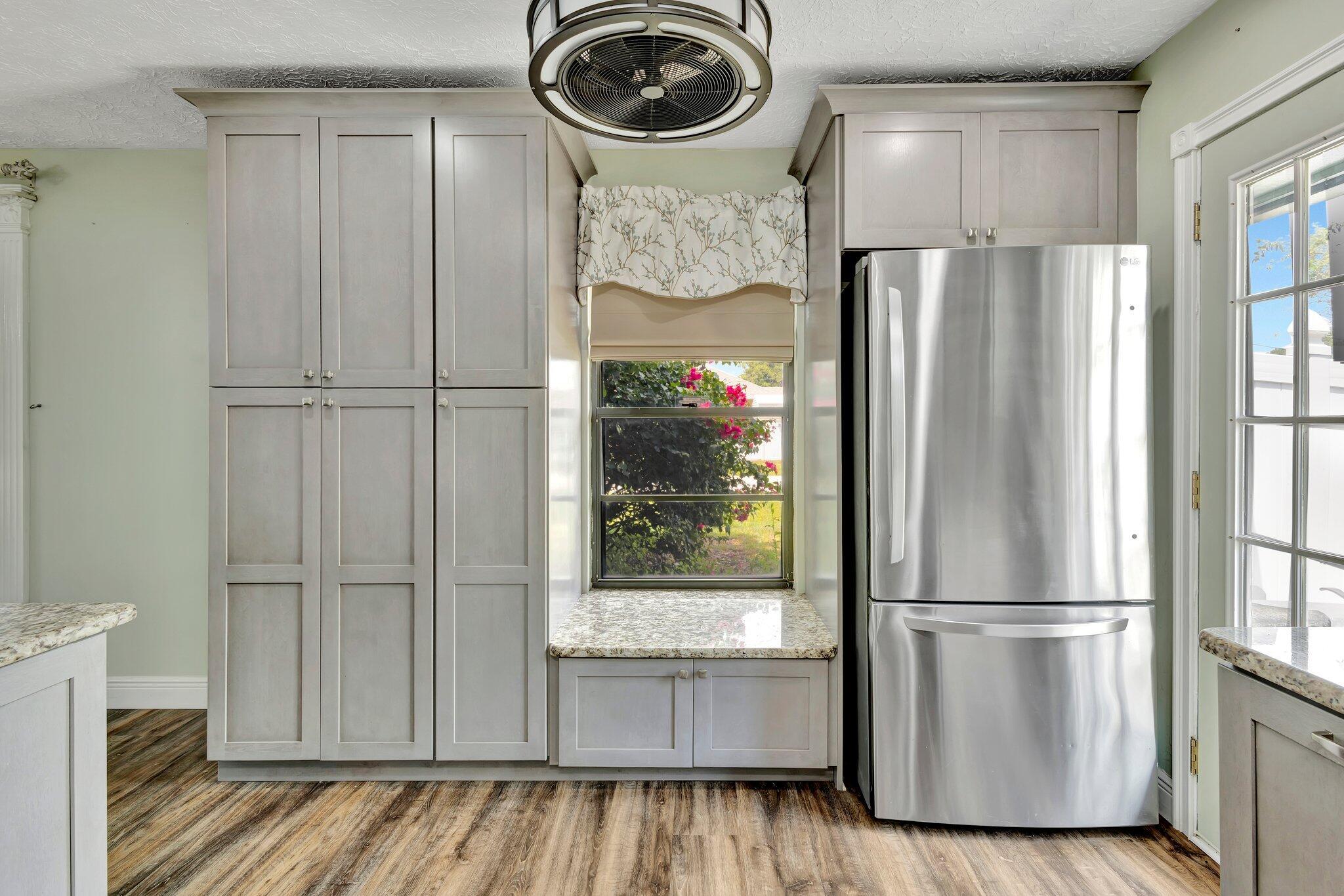 PORT ST LUCIE SECTION 8 - Residential