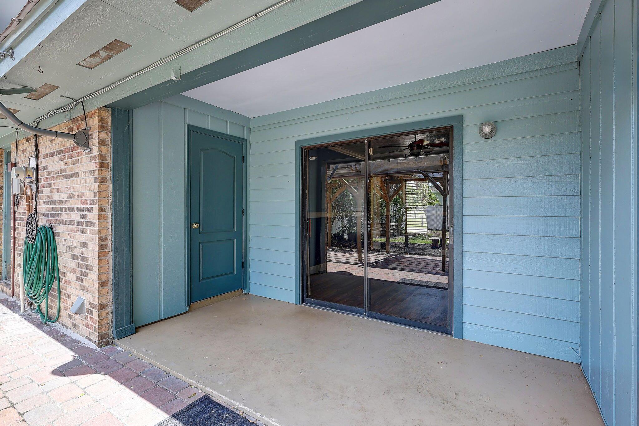 PORT ST LUCIE SECTION 8 - Residential