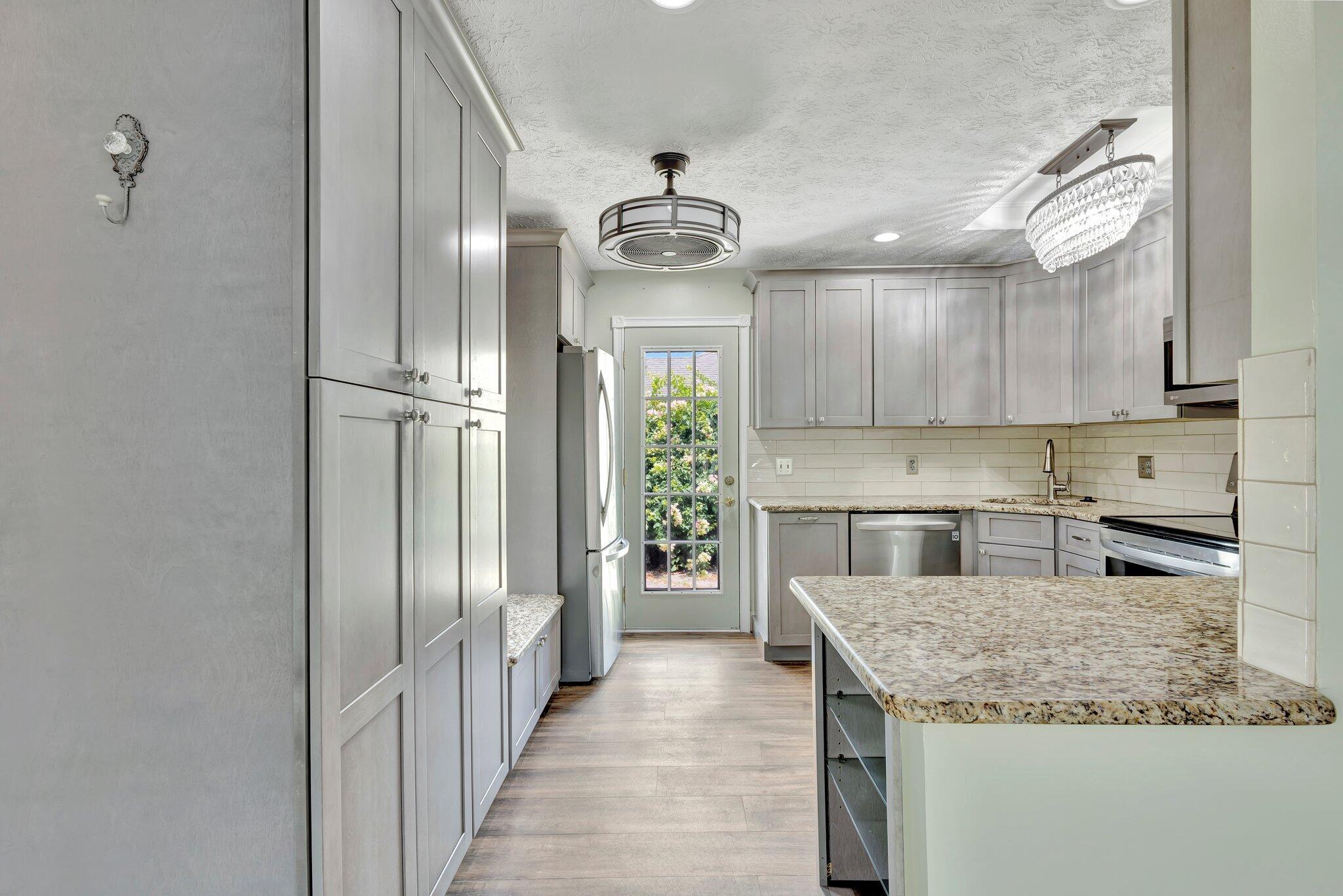 PORT ST LUCIE SECTION 8 - Residential