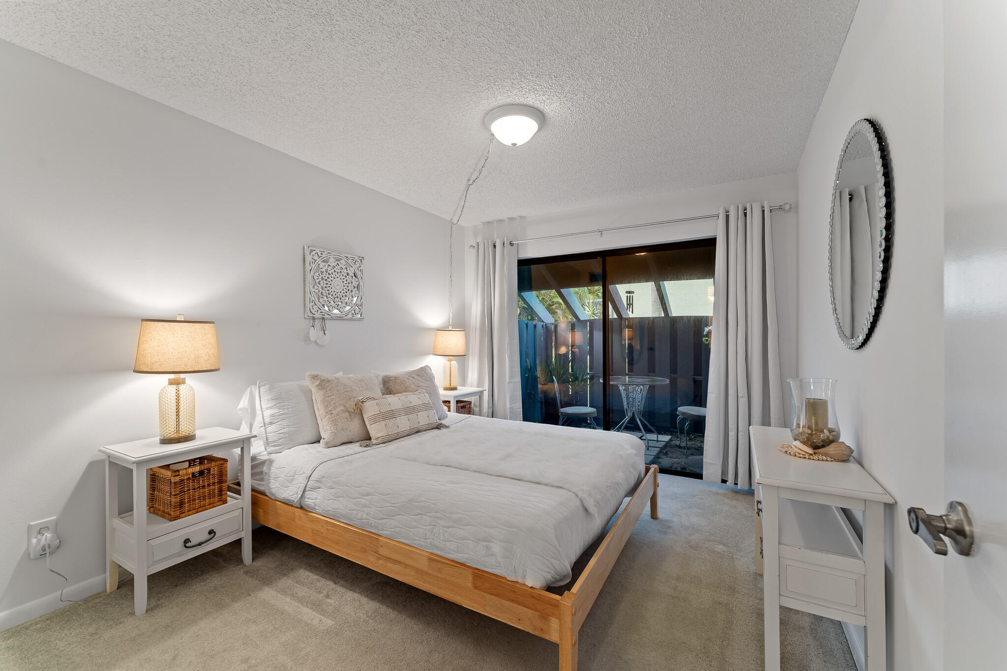 BEACON 21 CONDO - Residential