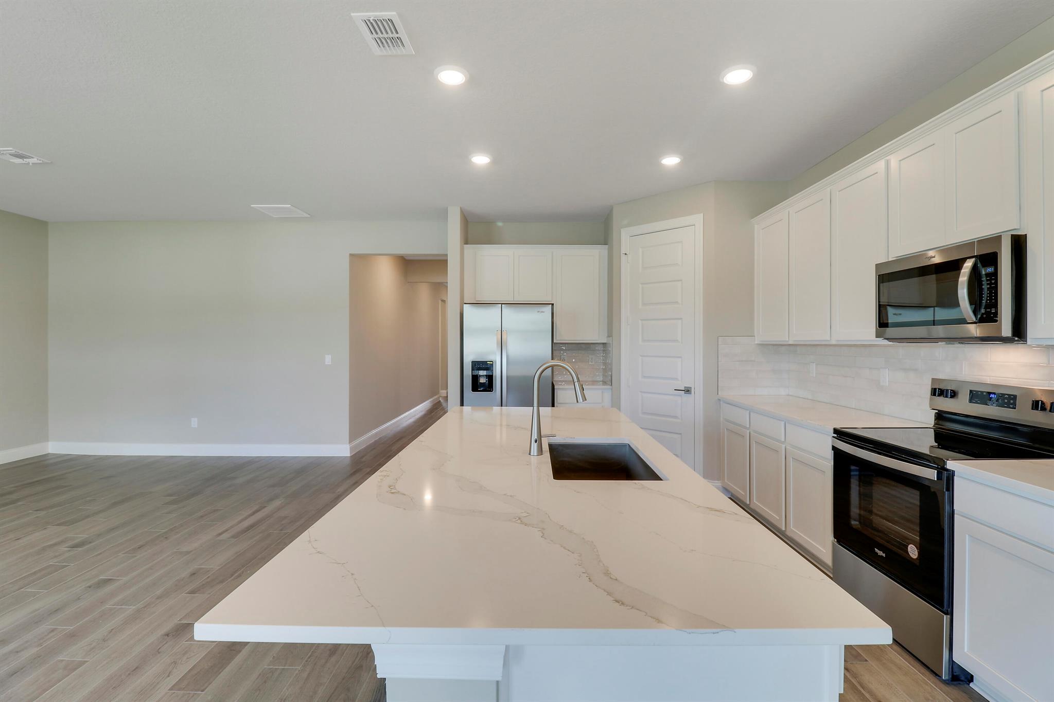 AZALEA - Residential Lease