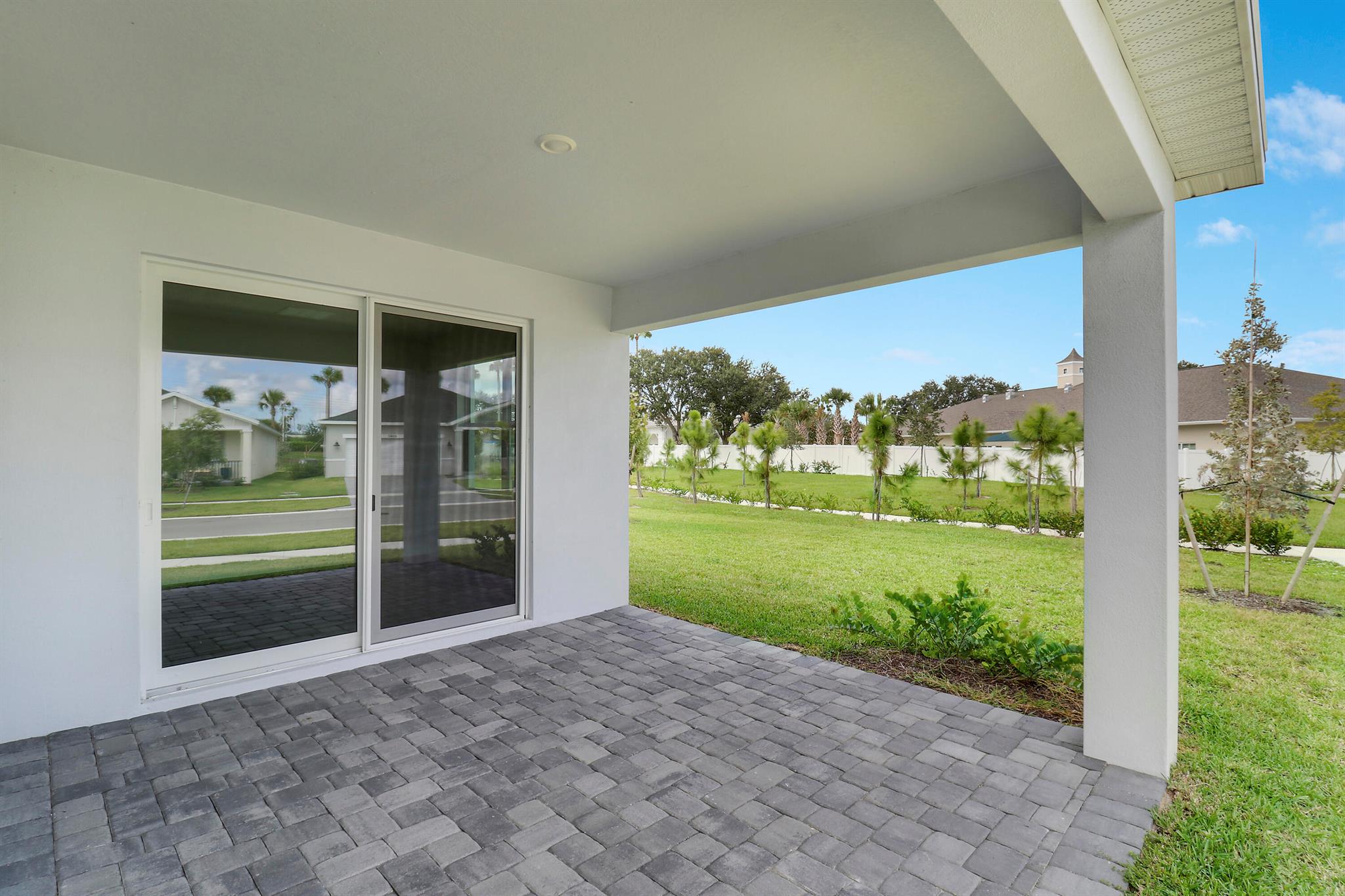 AZALEA - Residential Lease