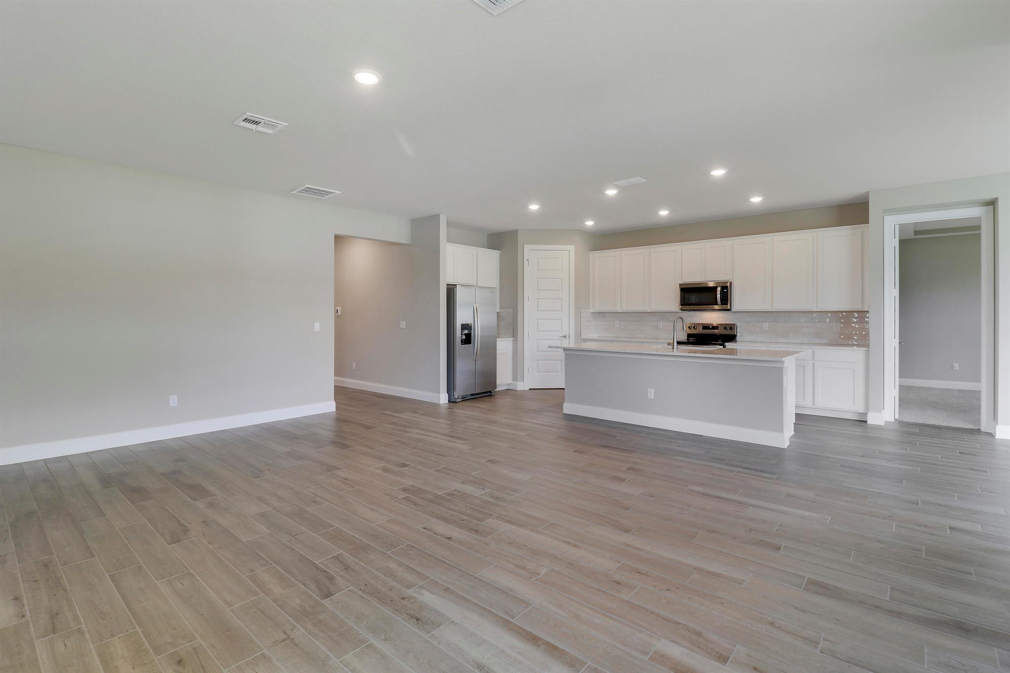 AZALEA - Residential Lease