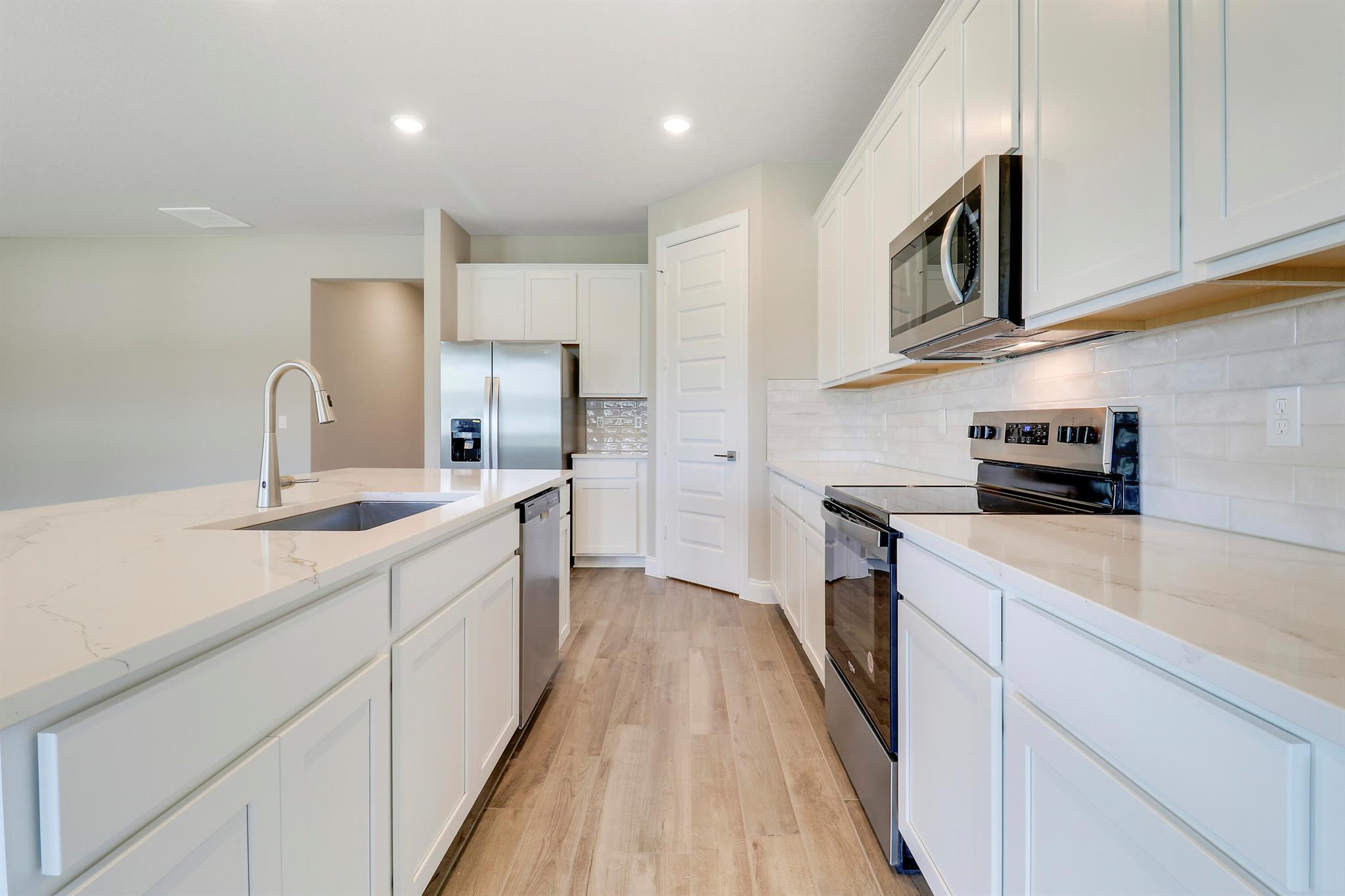 AZALEA - Residential Lease