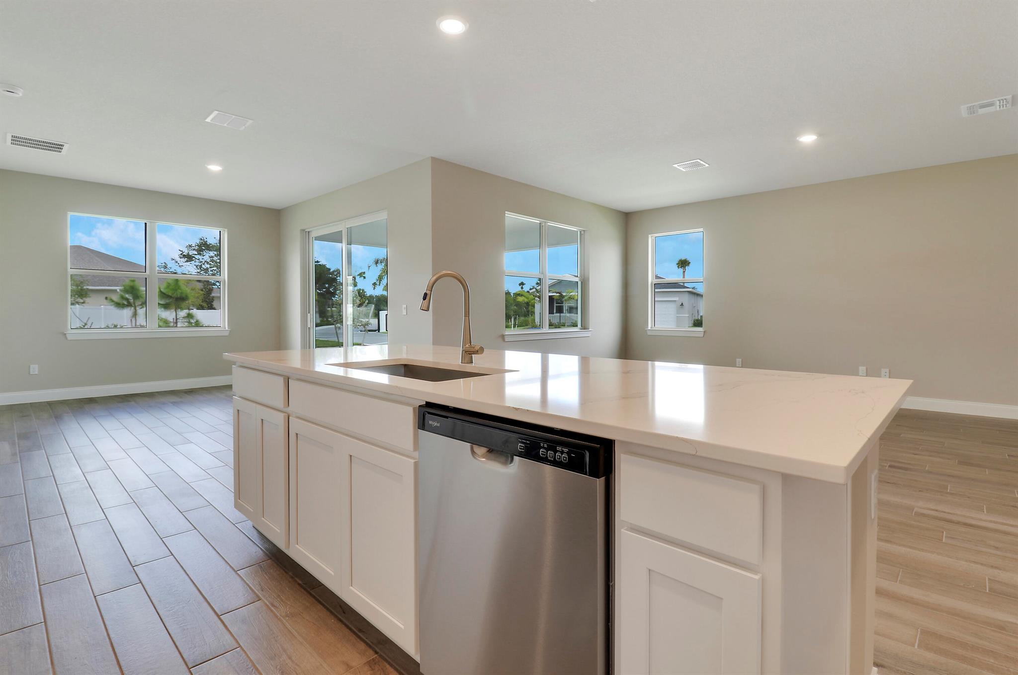 AZALEA - Residential Lease