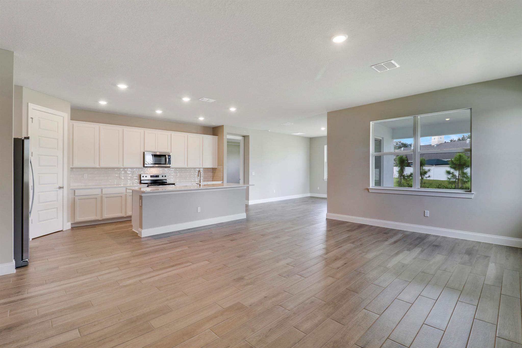 AZALEA - Residential Lease