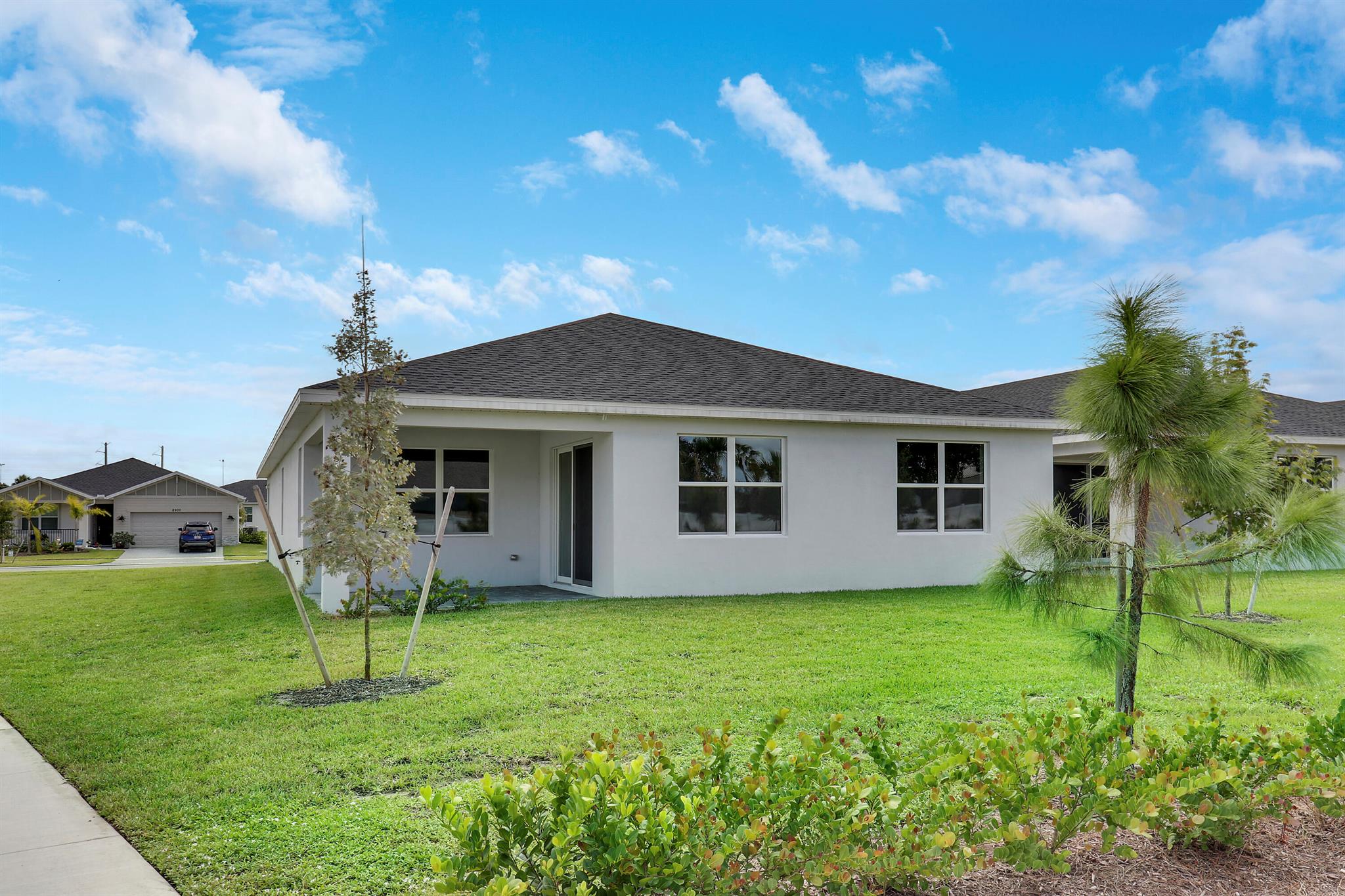 AZALEA - Residential Lease
