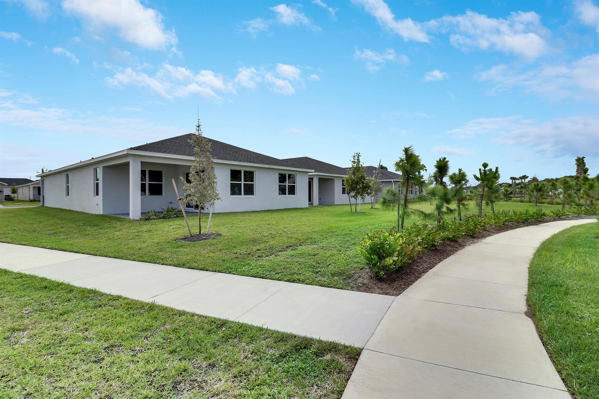 AZALEA - Residential Lease