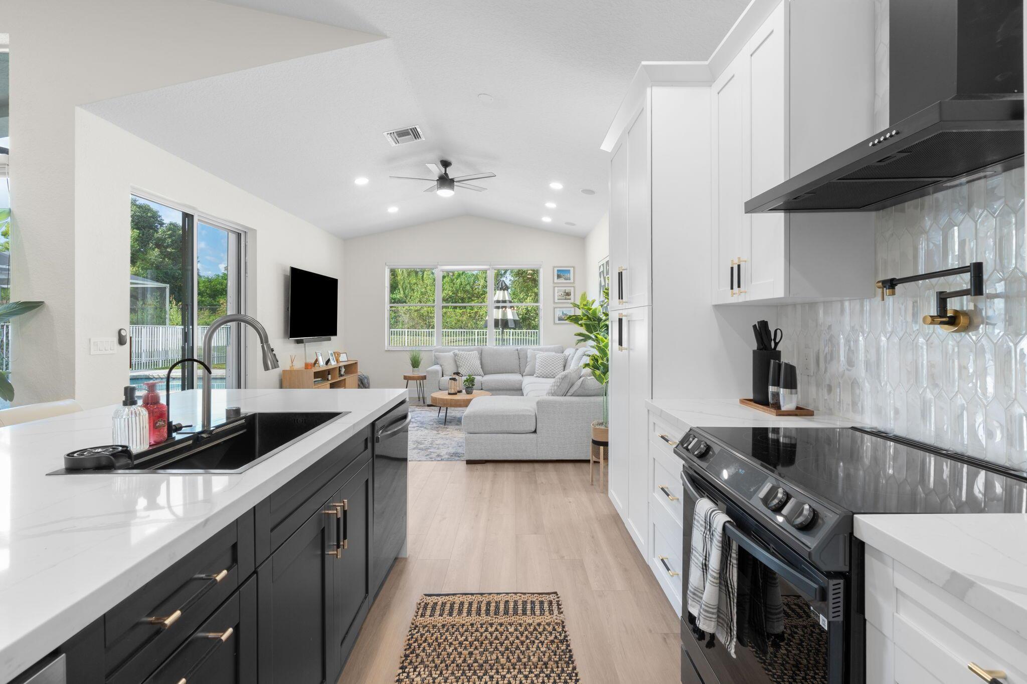 SHORES AT BOCA RATON PH 2 - Residential