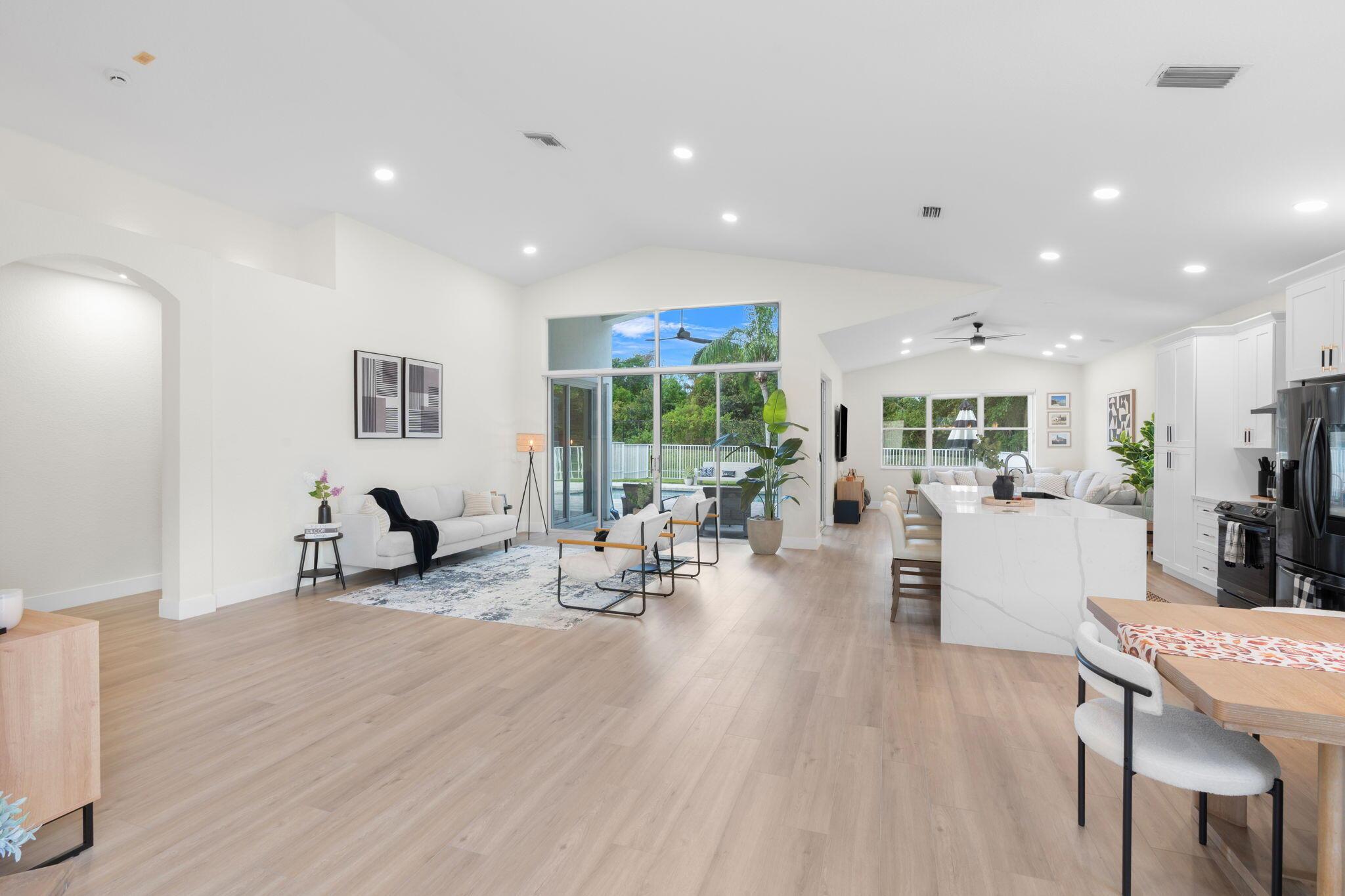 SHORES AT BOCA RATON PH 2 - Residential