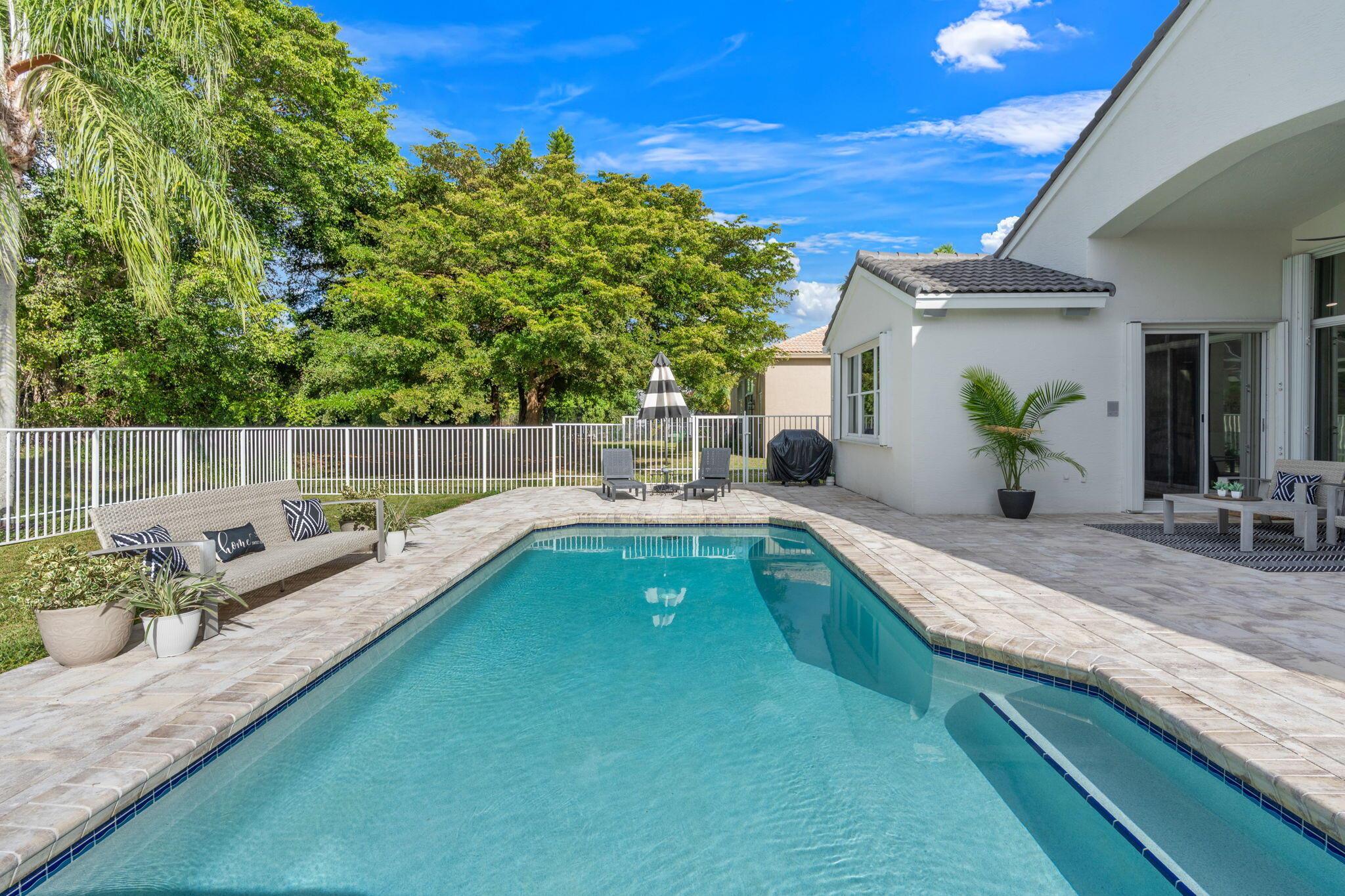 SHORES AT BOCA RATON PH 2 - Residential