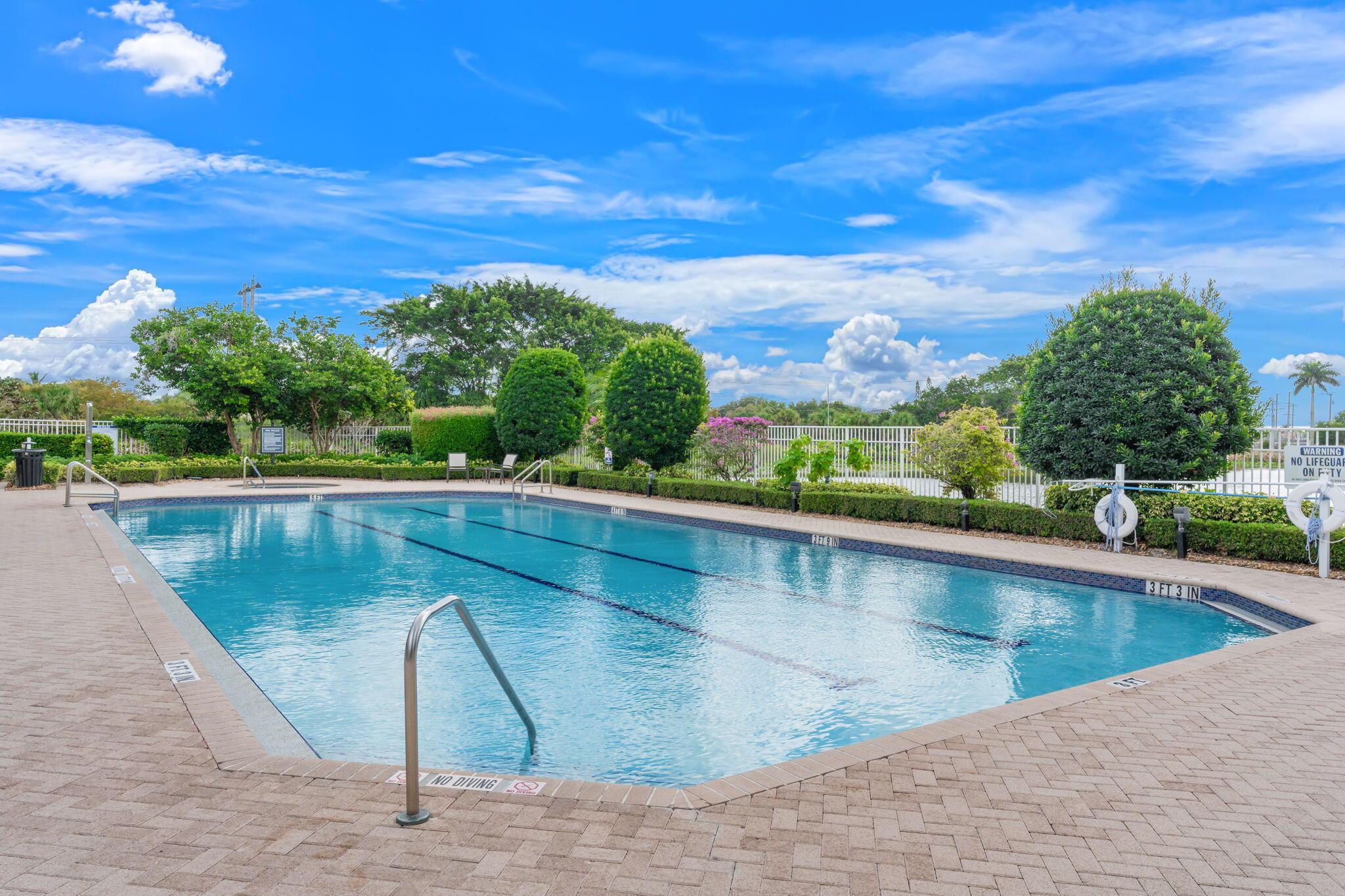 SHORES AT BOCA RATON PH 2 - Residential