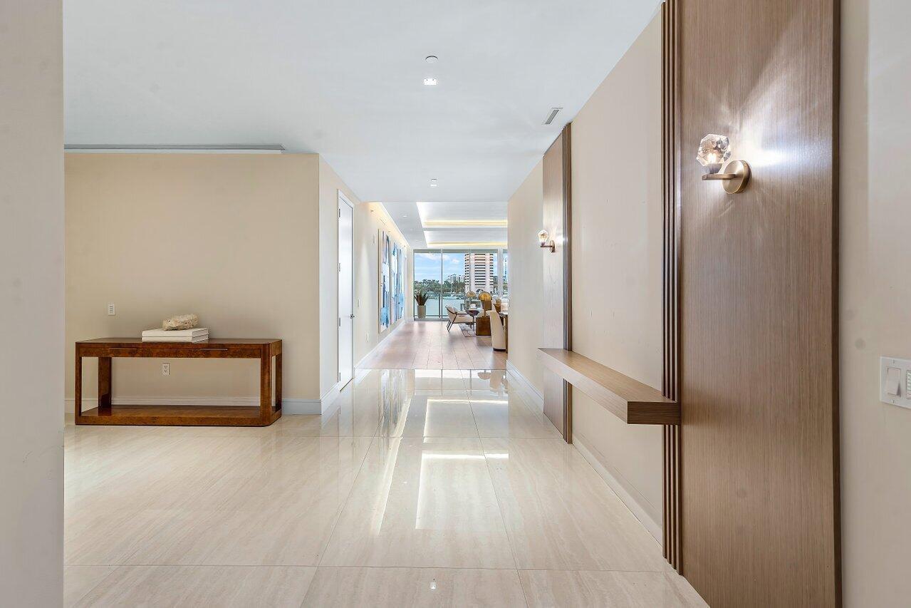 BOCA BEACH RESIDENCES - Residential