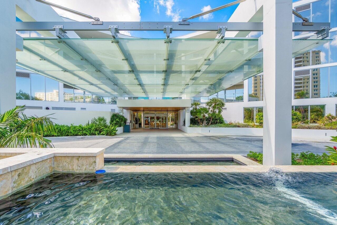 BOCA BEACH RESIDENCES - Residential