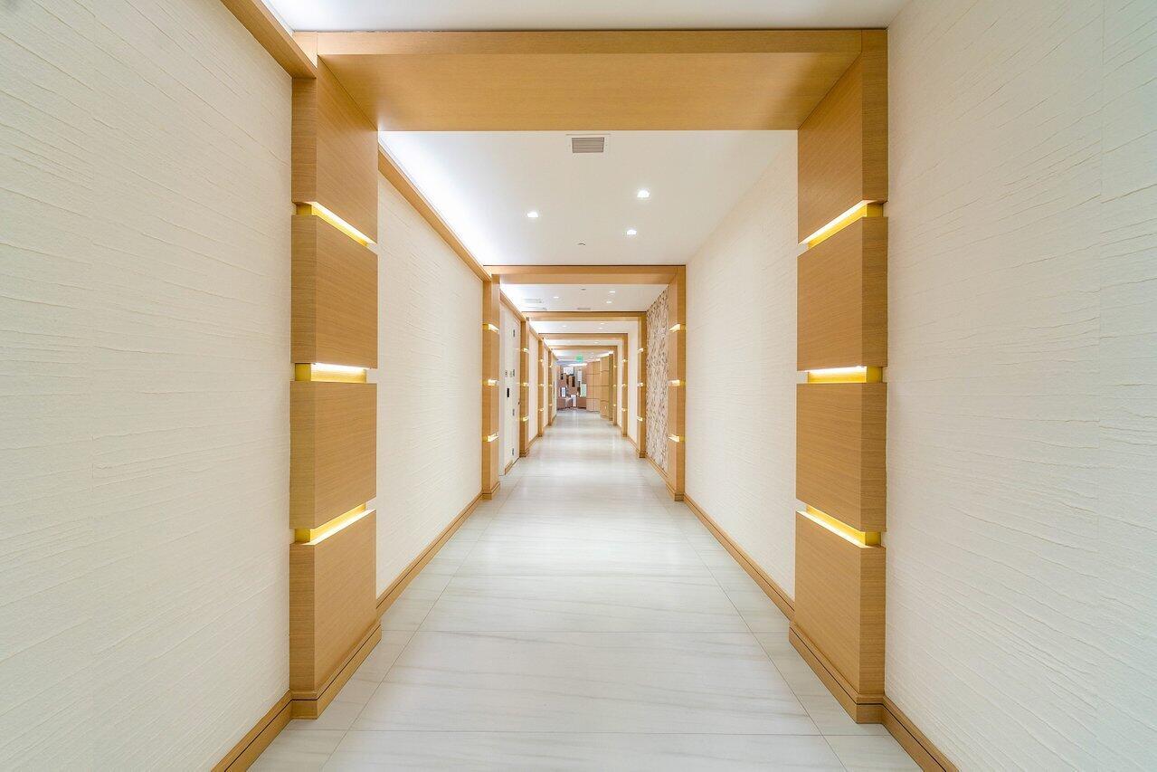 BOCA BEACH RESIDENCES - Residential