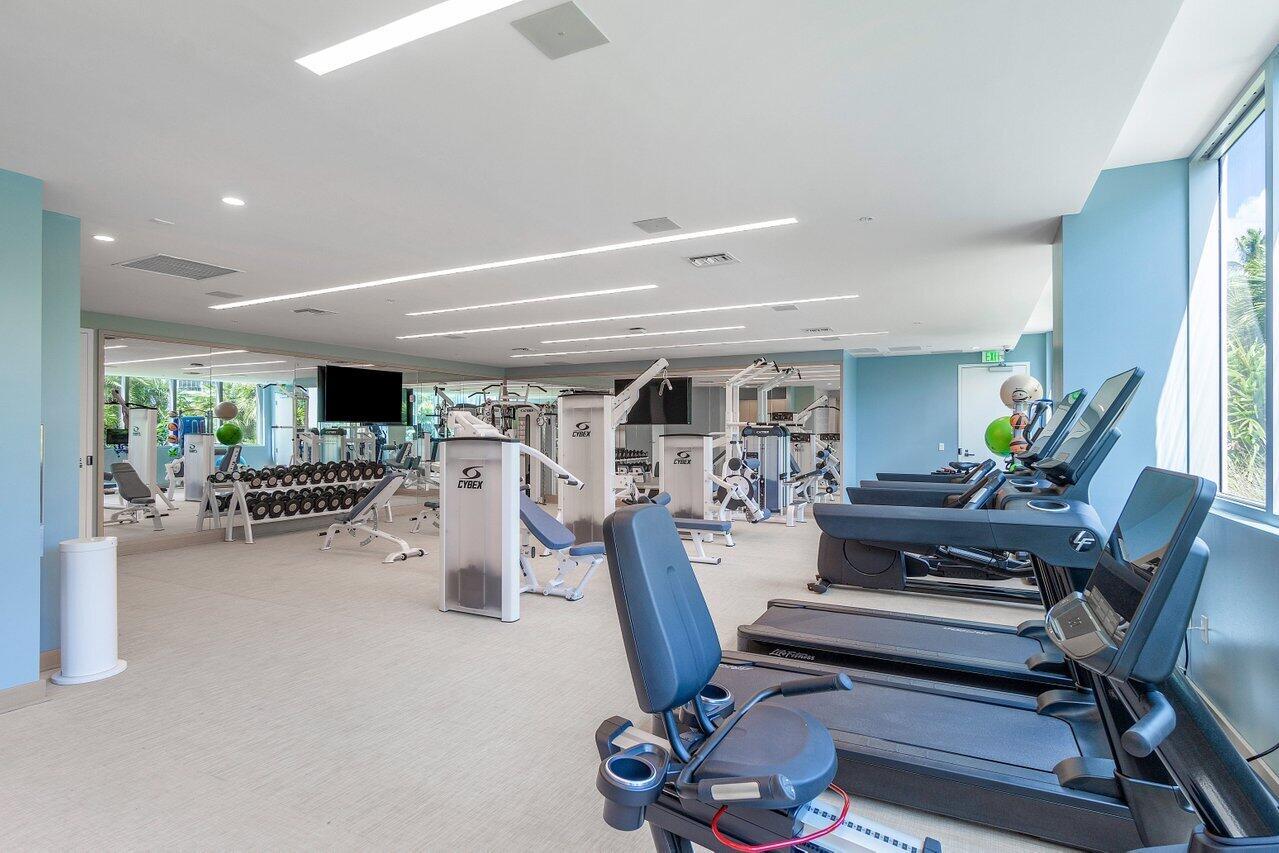 BOCA BEACH RESIDENCES - Residential