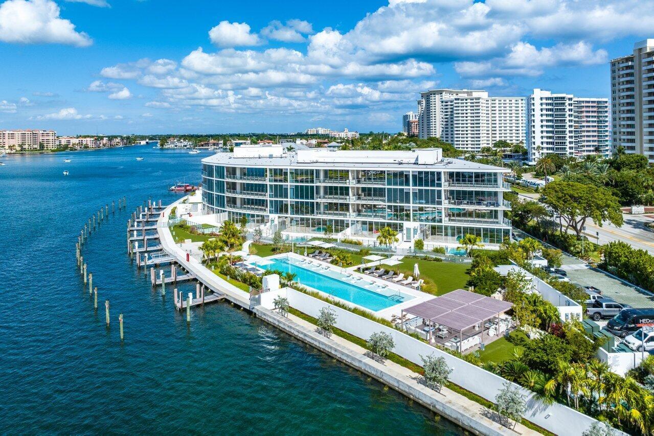 BOCA BEACH RESIDENCES - Residential