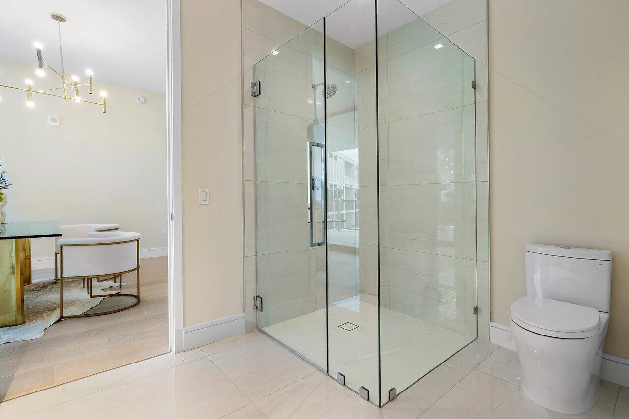 BOCA BEACH RESIDENCES - Residential