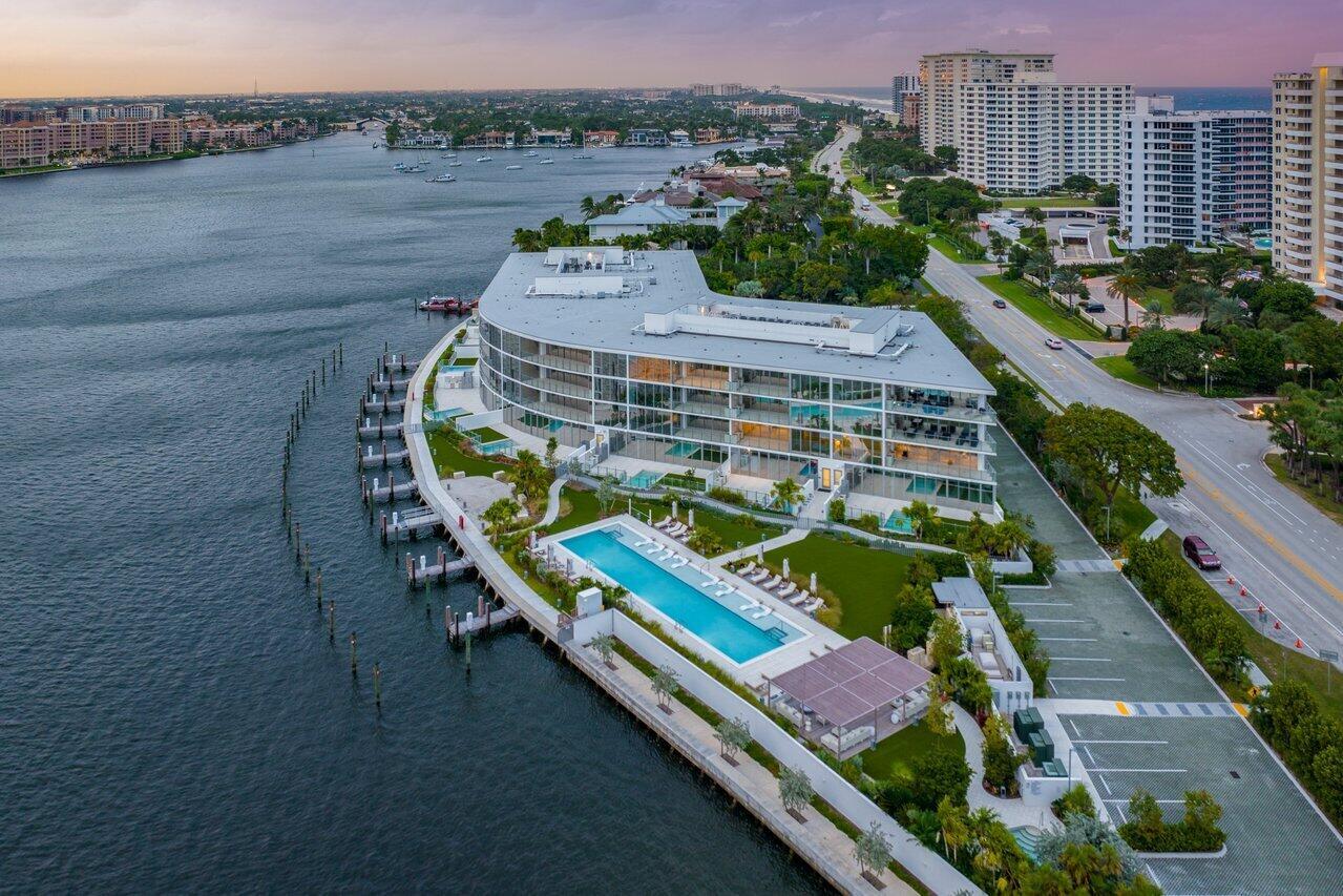 BOCA BEACH RESIDENCES - Residential